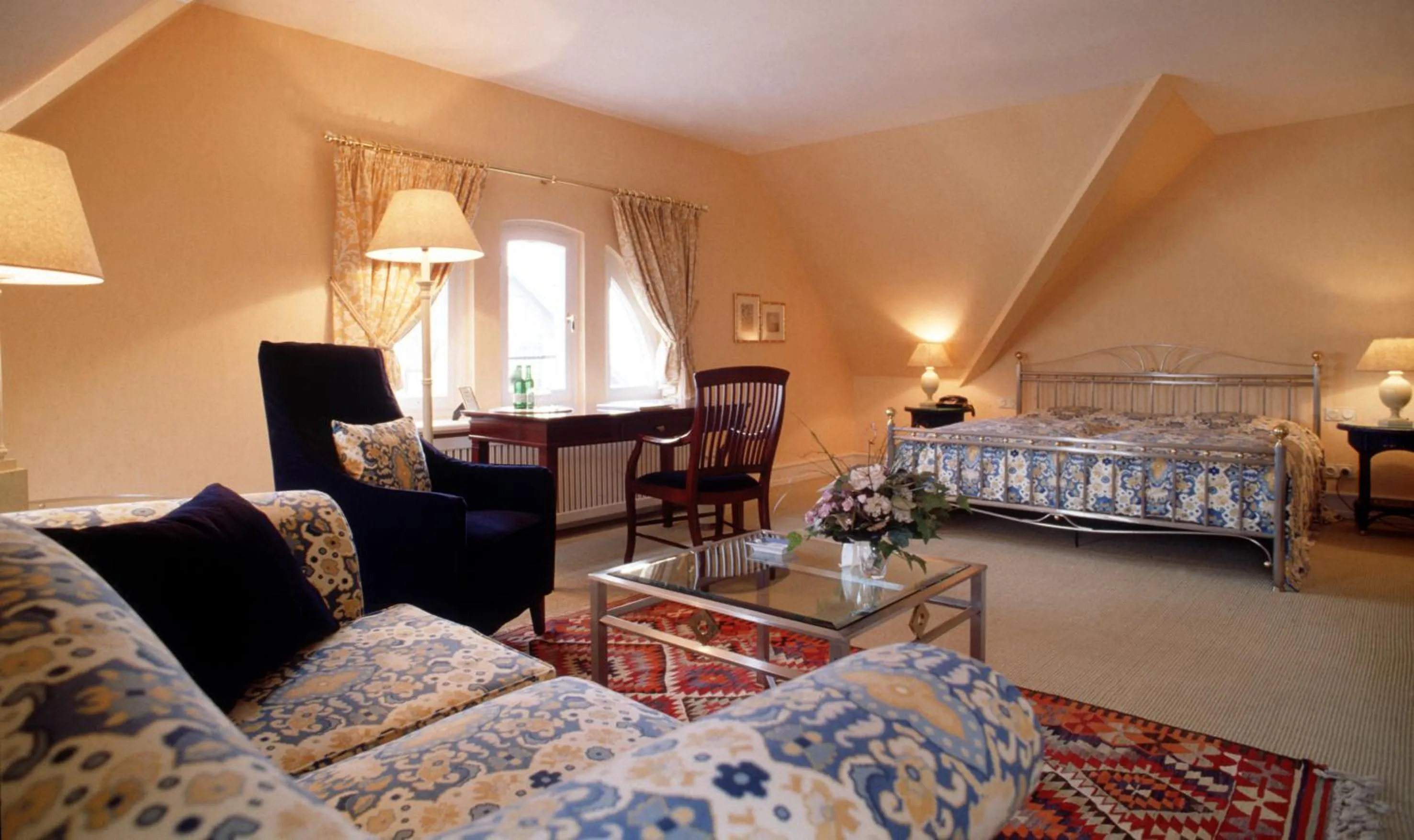 Photo of the whole room, Bed in Herrenhaus von Löw