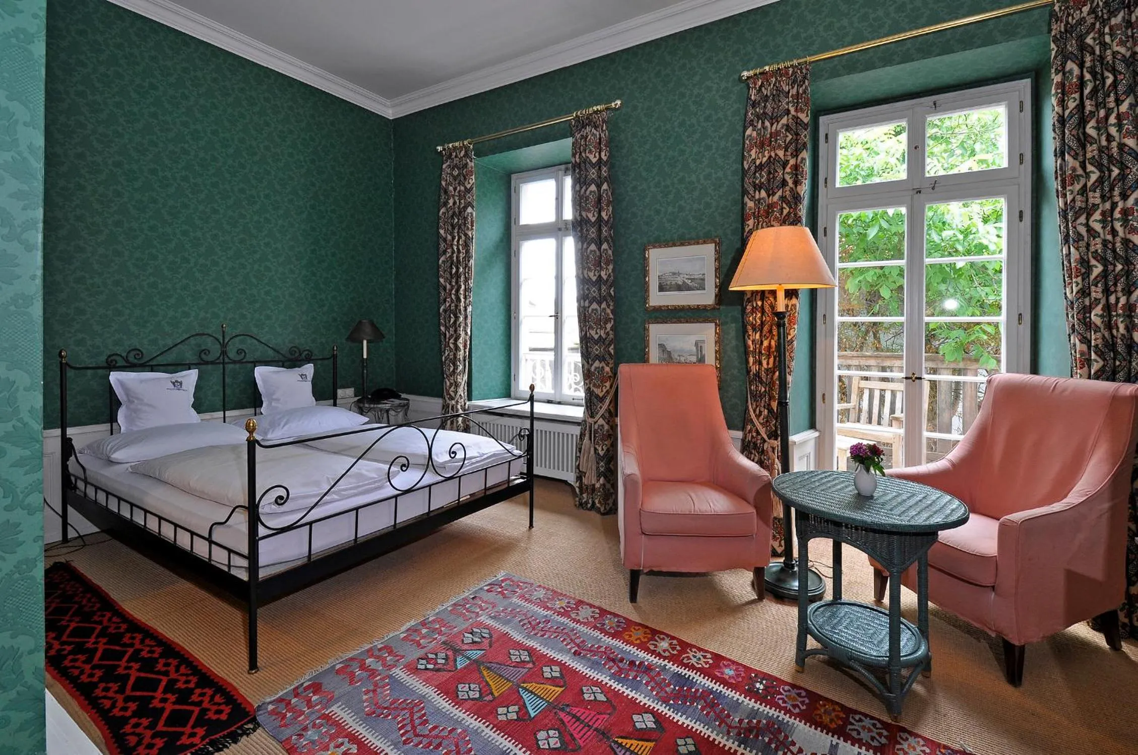 Day, Bed in Herrenhaus von Löw