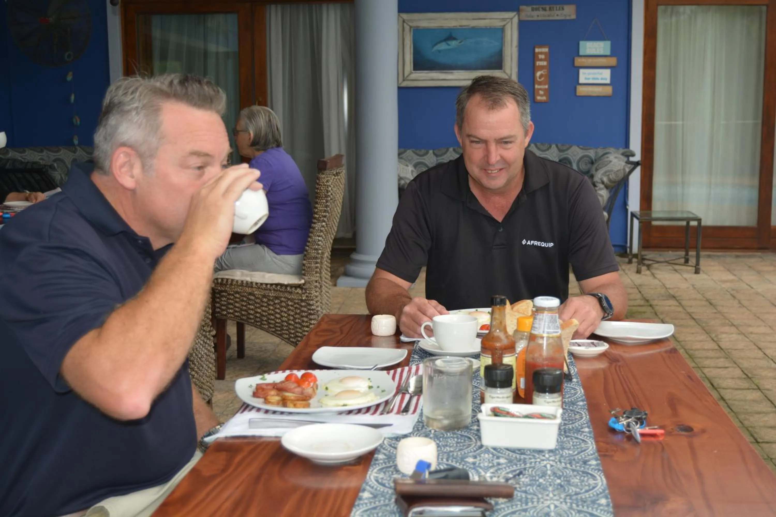 English/Irish breakfast in Turtle Bay Lodge