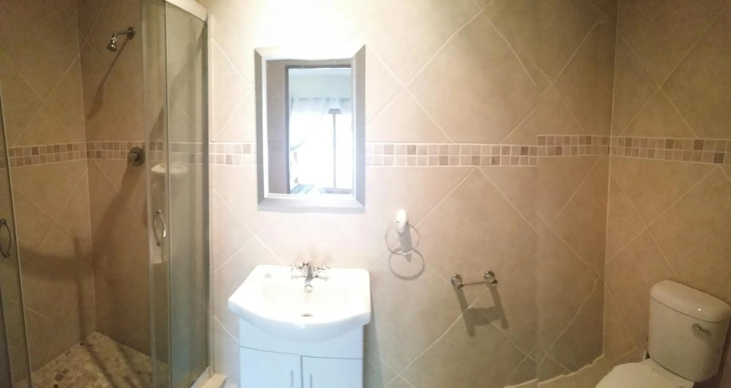 Shower in Turtle Bay Lodge