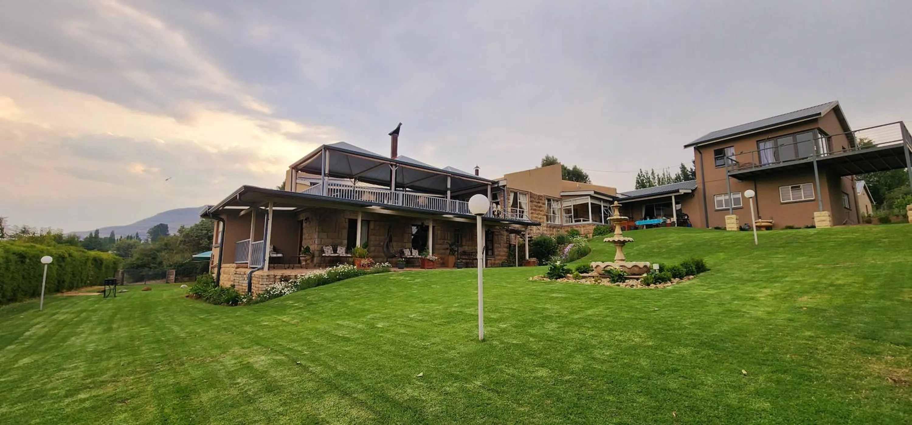Garden in Ash River Lodge