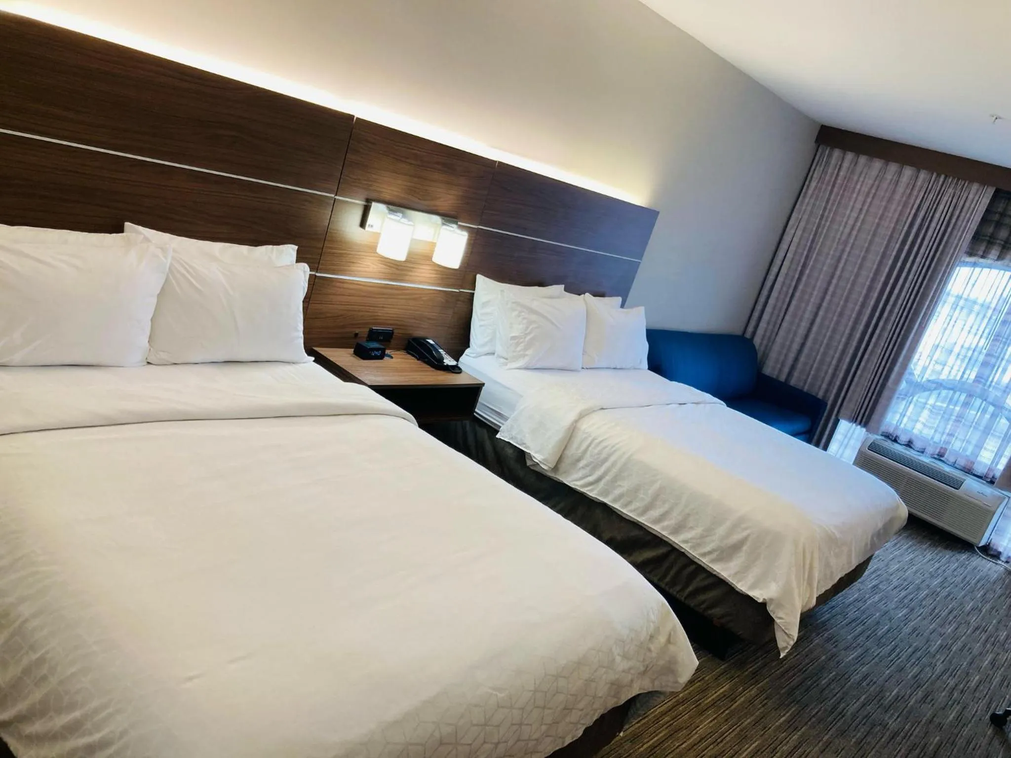 Photo of the whole room, Bed in Holiday Inn Express Hotel & Suites Abilene Mall South by IHG