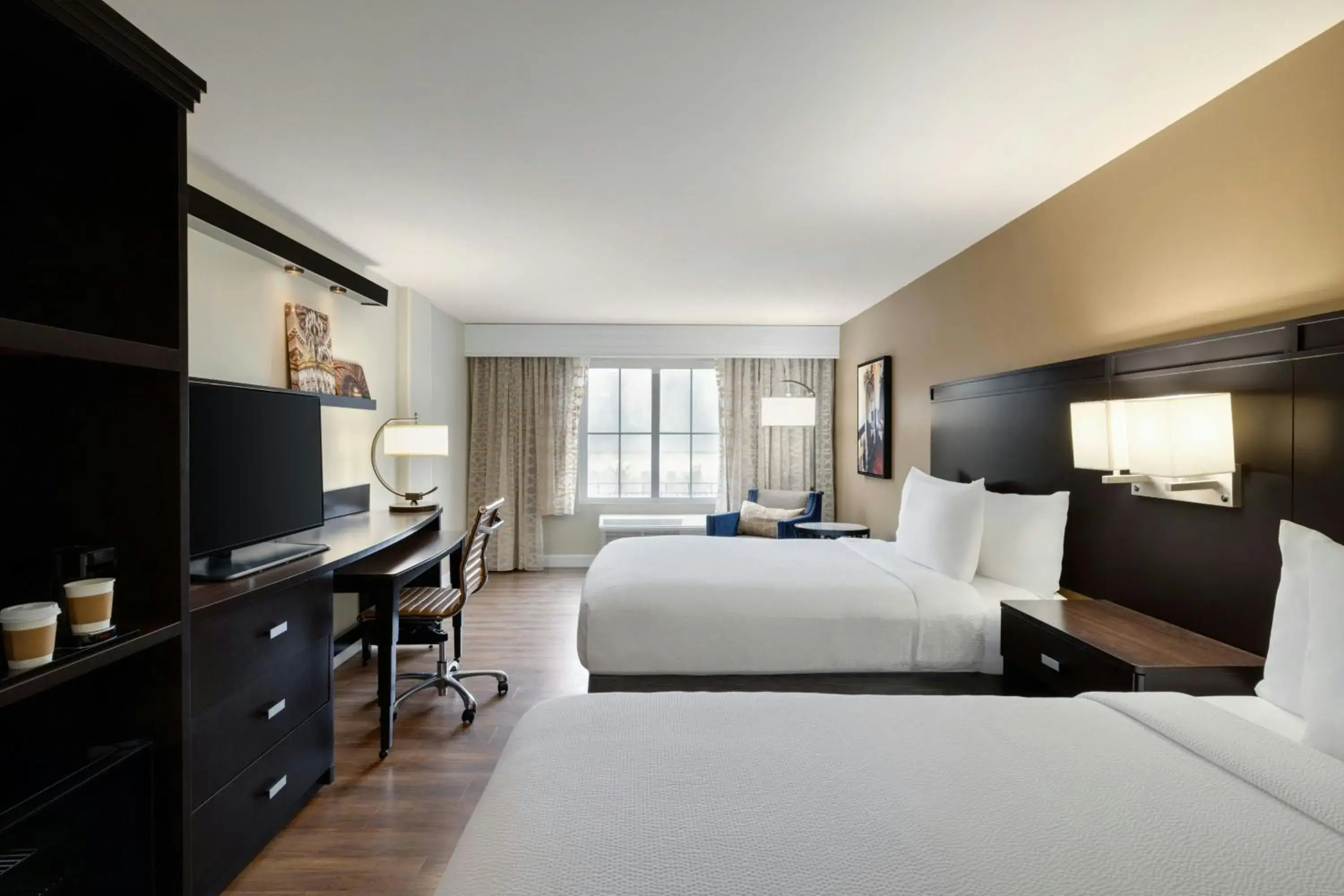 Queen Room with Two Queen Beds in Courtyard by Marriott Charleston Historic District Queen Room with Two Queen Beds in Courtyard by Marriott Charleston Historic District