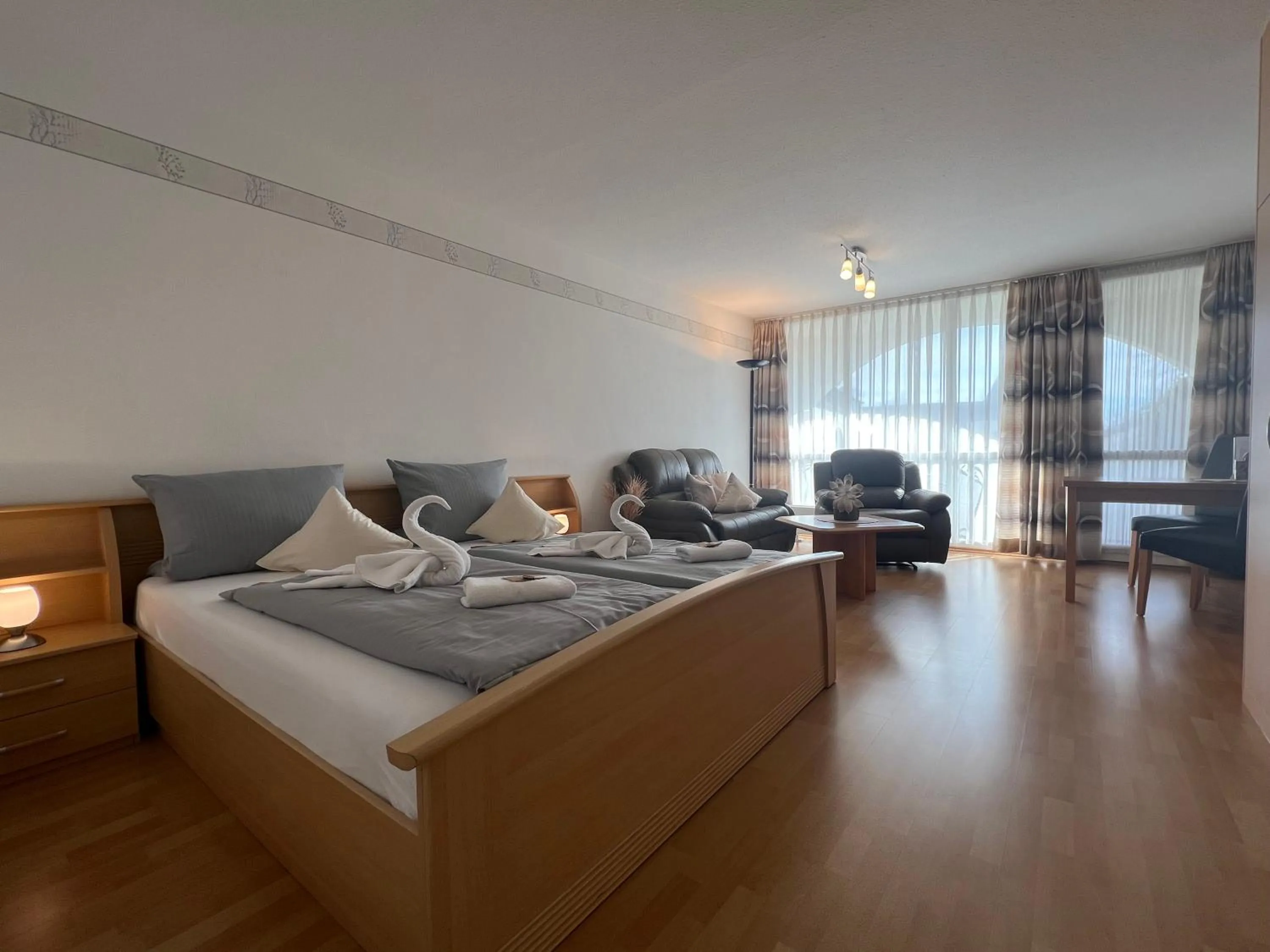 Photo of the whole room, Bed in Schloss Kirchham Appartement - & Wellnessanlage