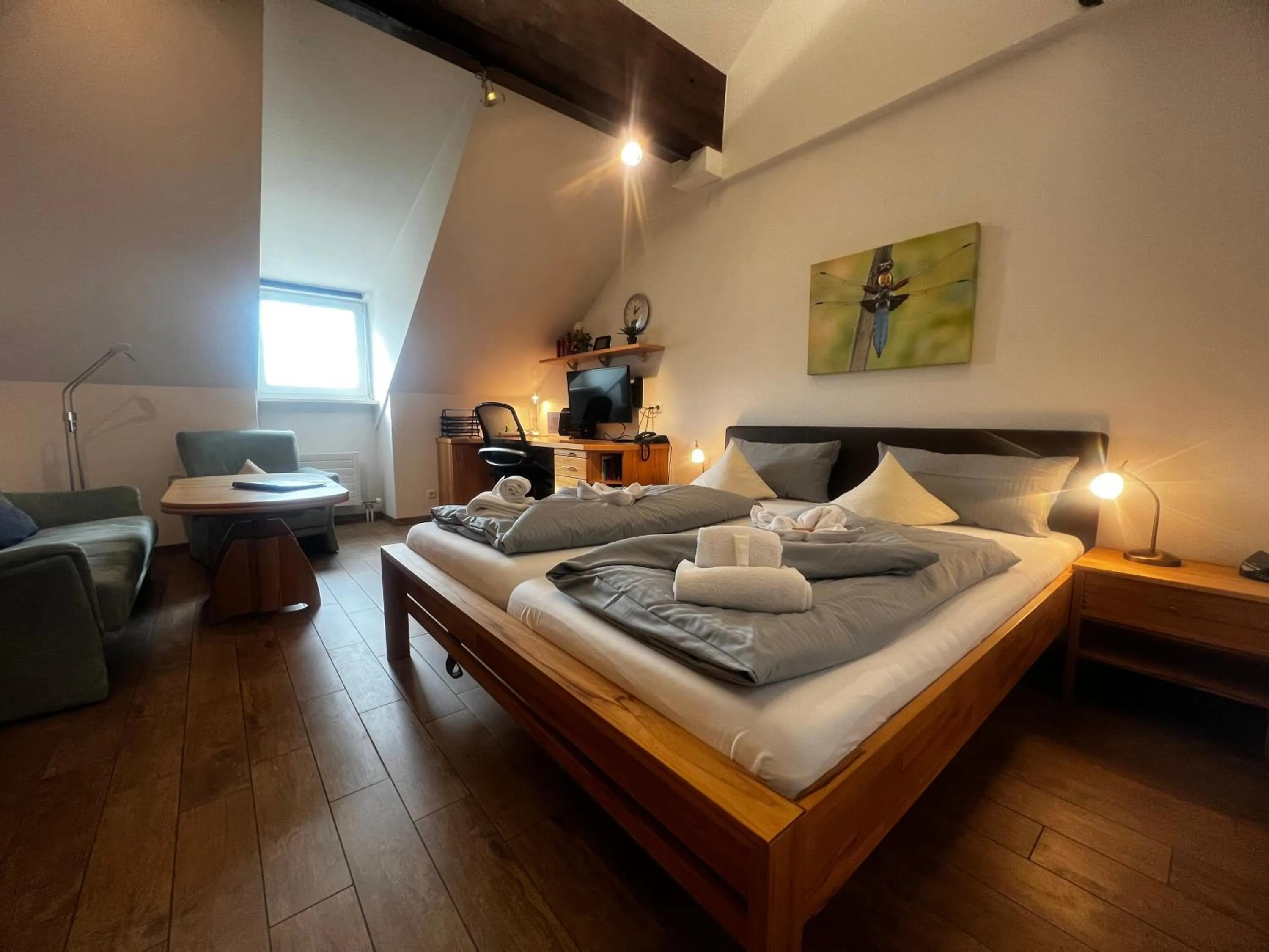 Photo of the whole room, Bed in Schloss Kirchham Appartement - & Wellnessanlage