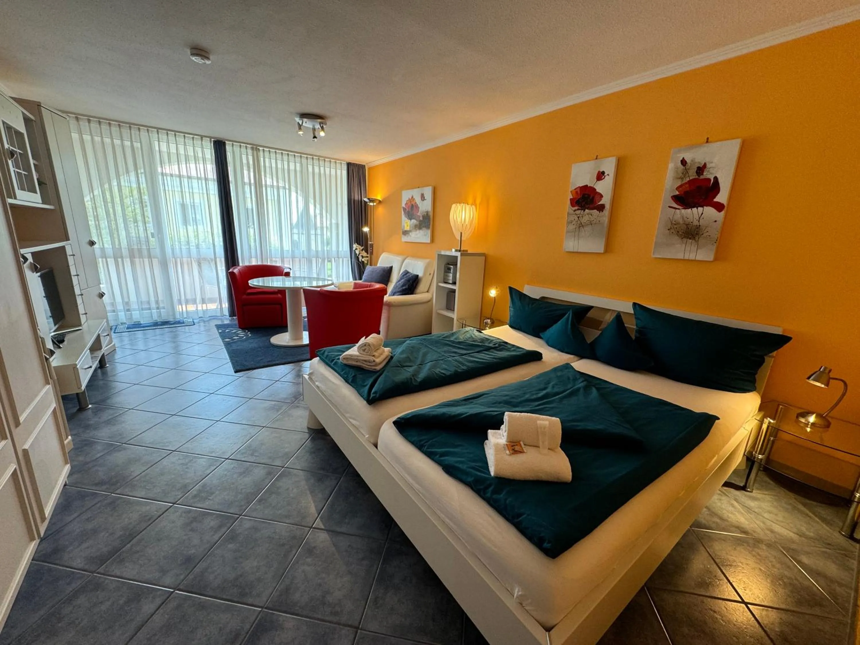 Bedroom, Bed in Schloss Kirchham Appartement - & Wellnessanlage