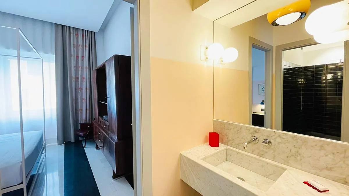 Bathroom, Bed in Vino e Oli Residenze