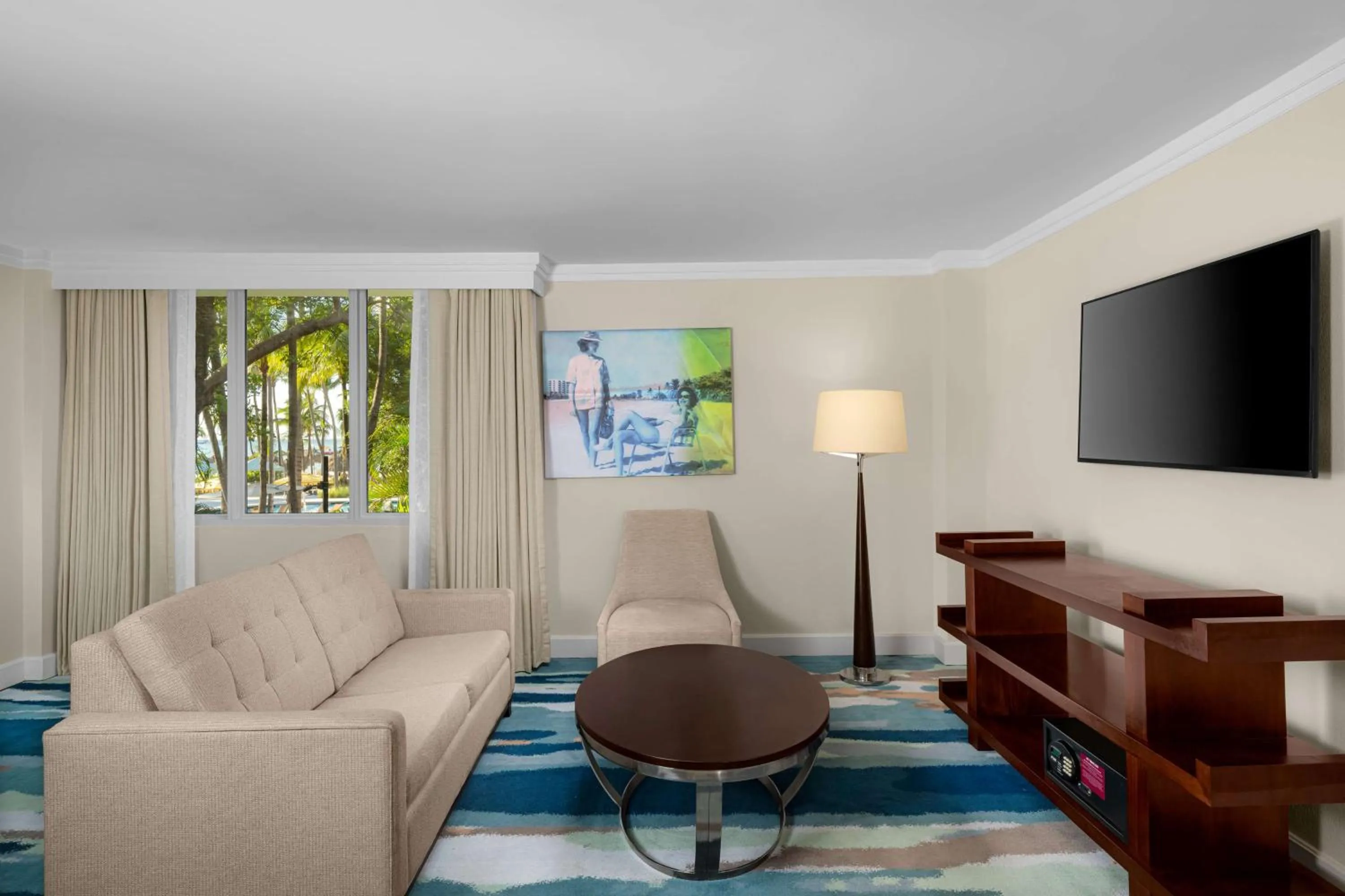 Living room in Hilton Aruba Caribbean Resort & Casino