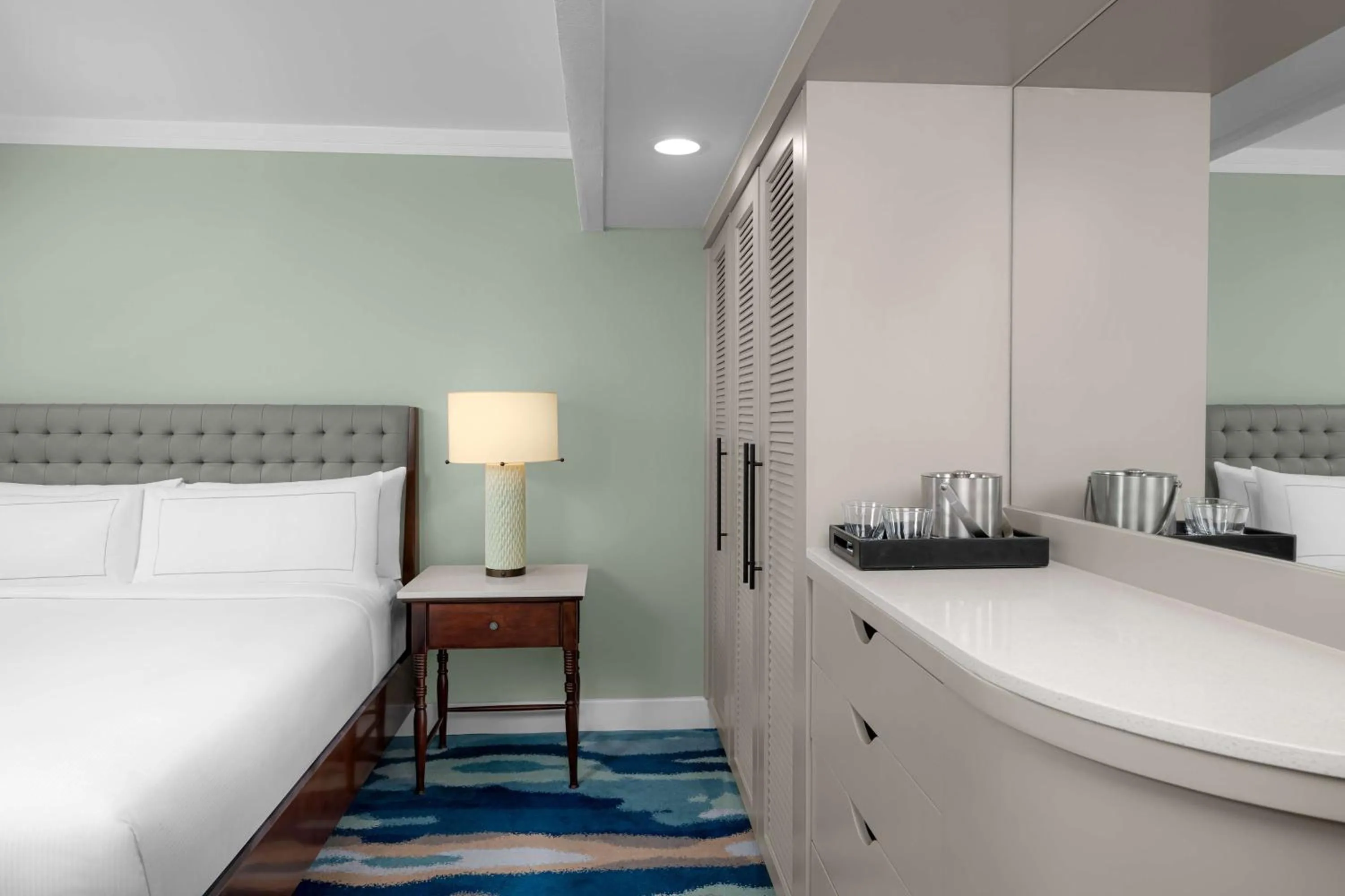 Bed in Hilton Aruba Caribbean Resort & Casino