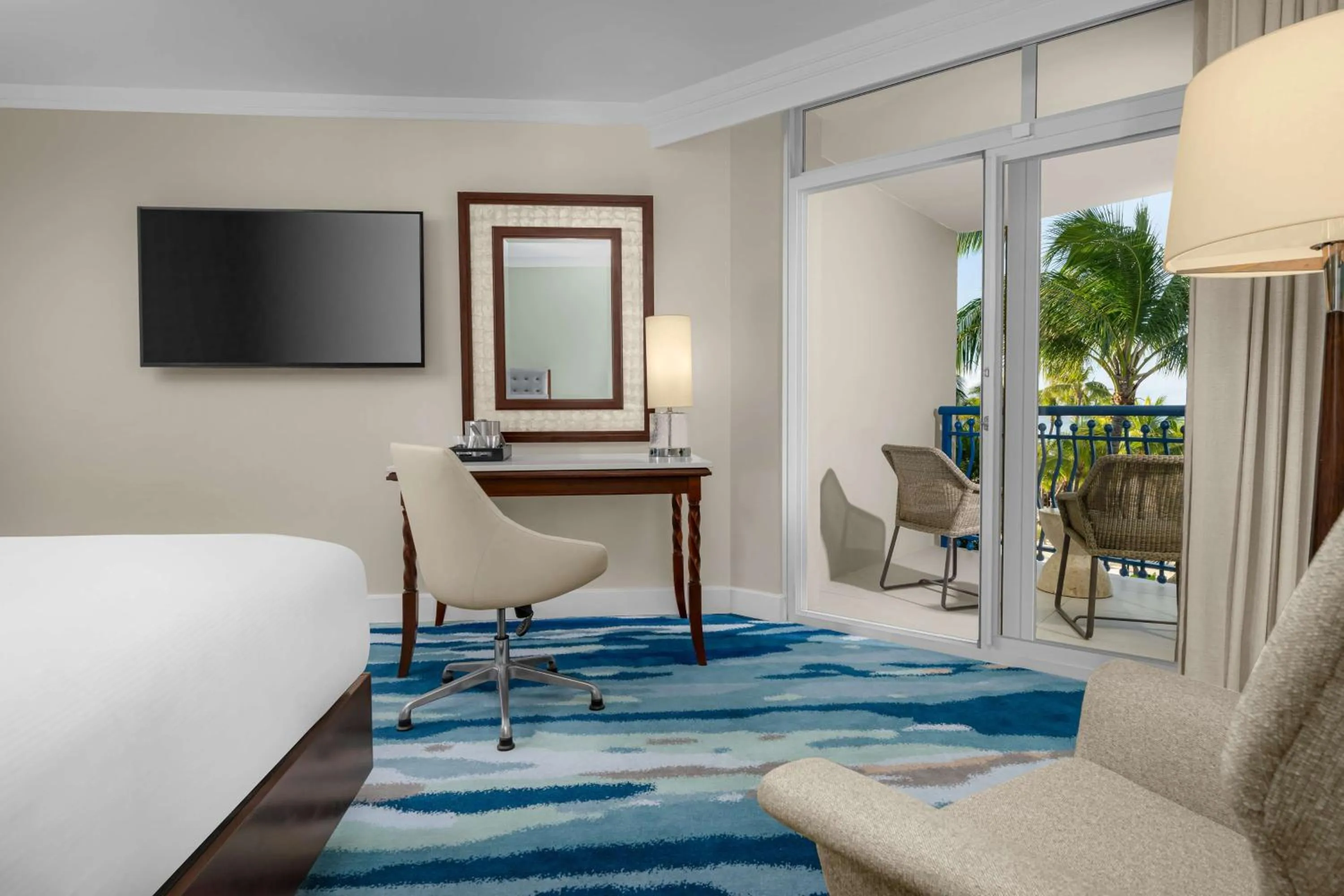 Bedroom, Bed in Hilton Aruba Caribbean Resort & Casino