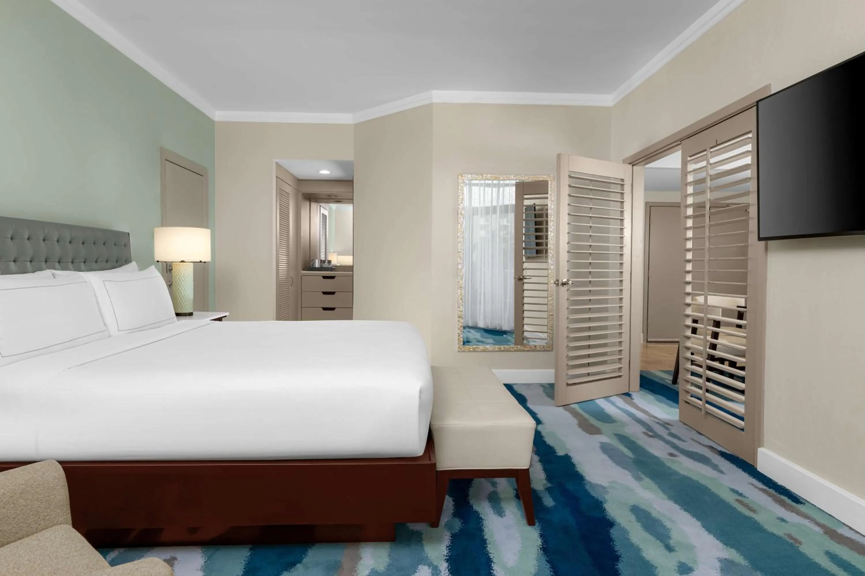 Bed in Hilton Aruba Caribbean Resort & Casino