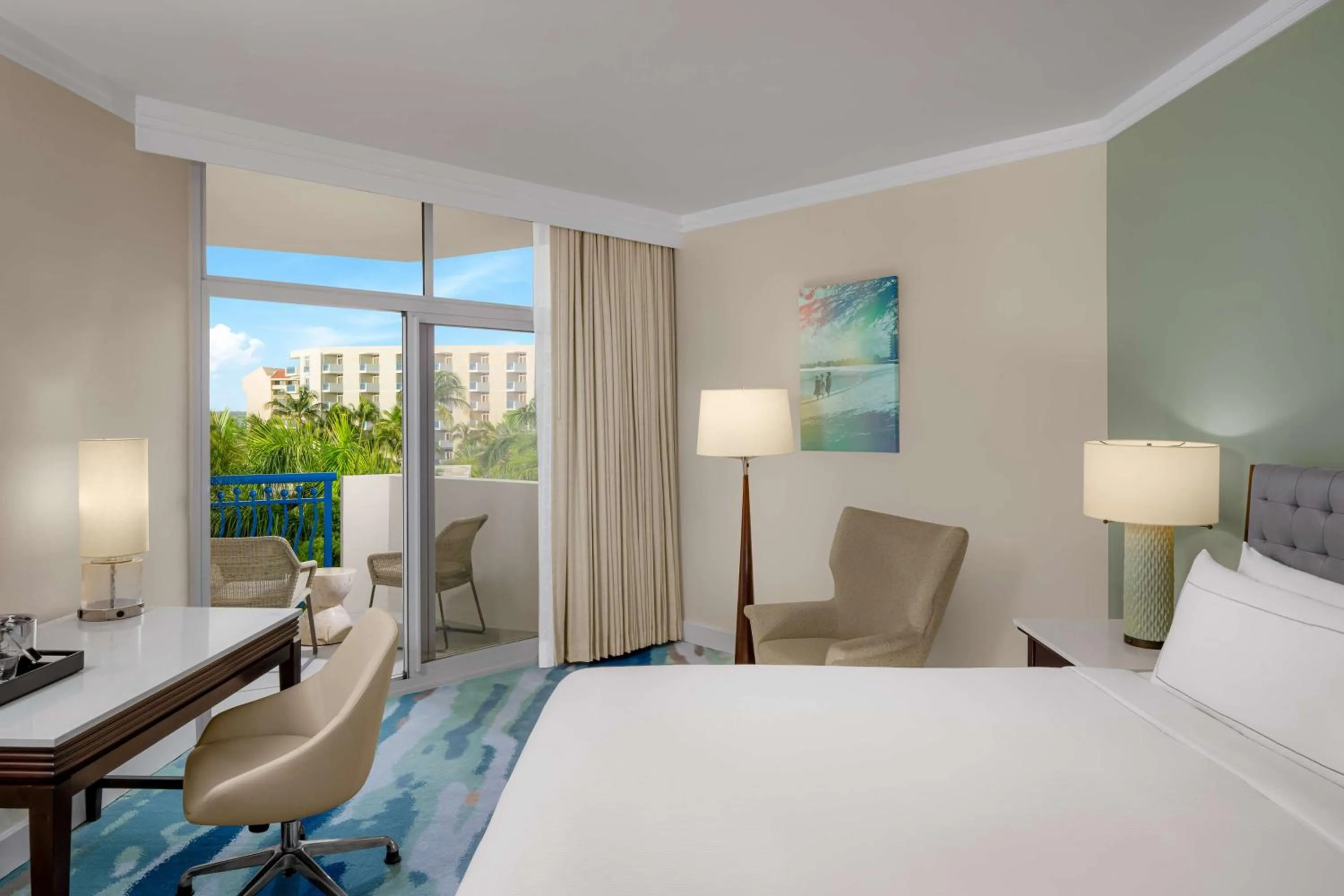 Bedroom, Bed in Hilton Aruba Caribbean Resort & Casino