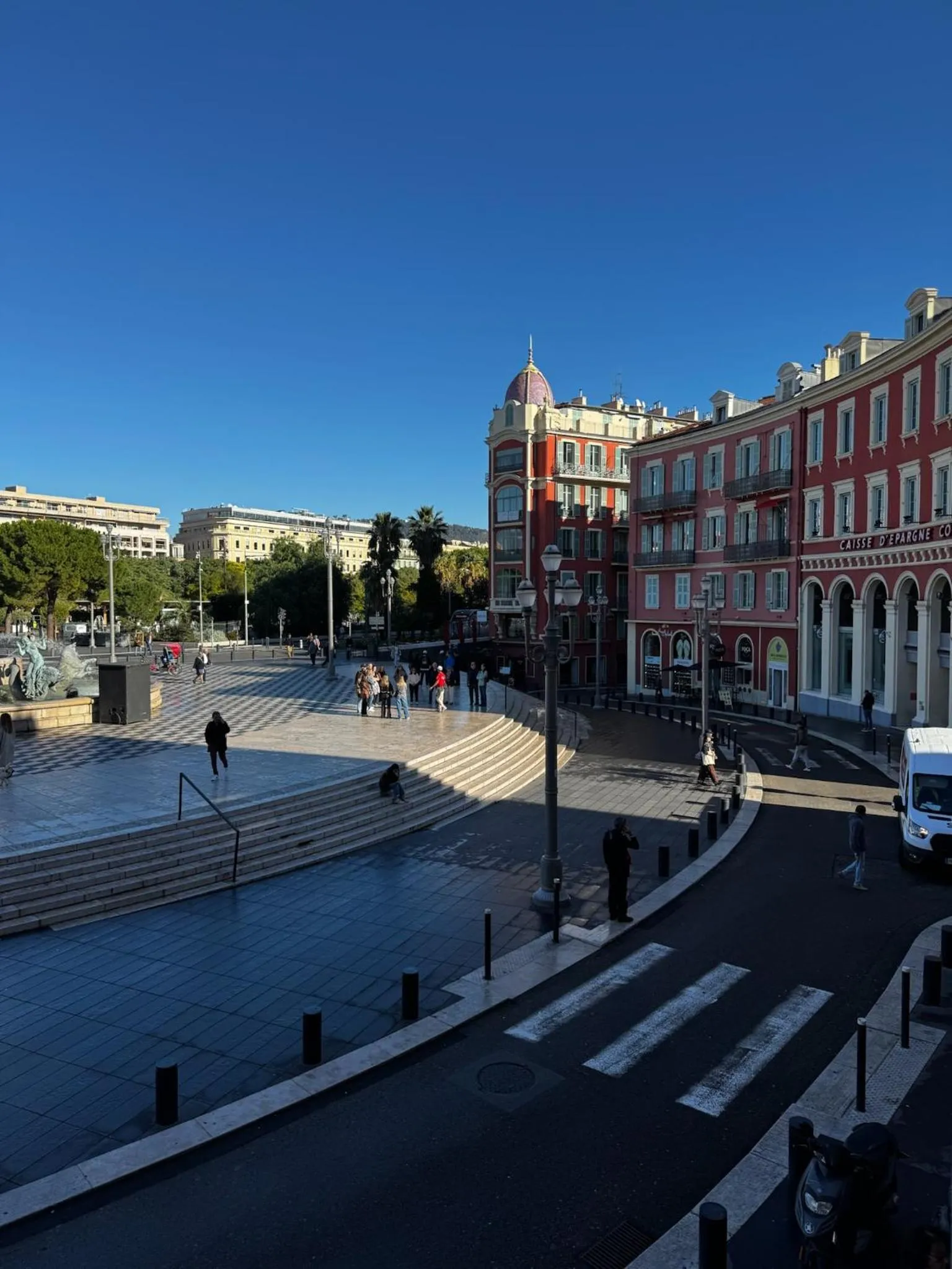 Location in Hotel De La Mer