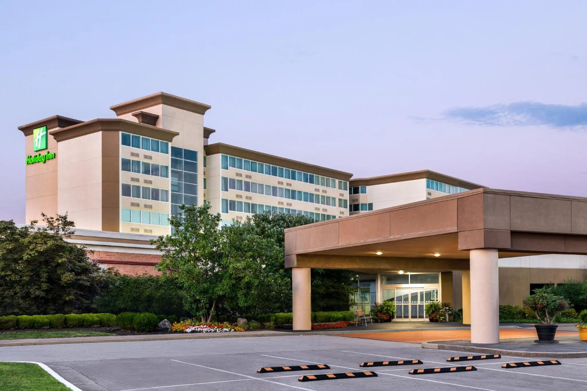 Property building in Holiday Inn Louisville East - Hurstbourne by IHG