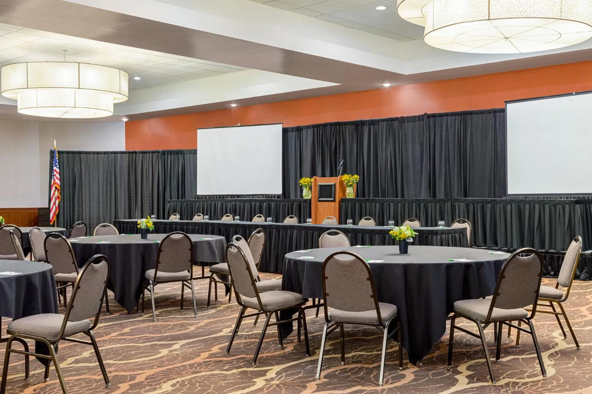 Meeting/conference room in Holiday Inn Louisville East - Hurstbourne by IHG