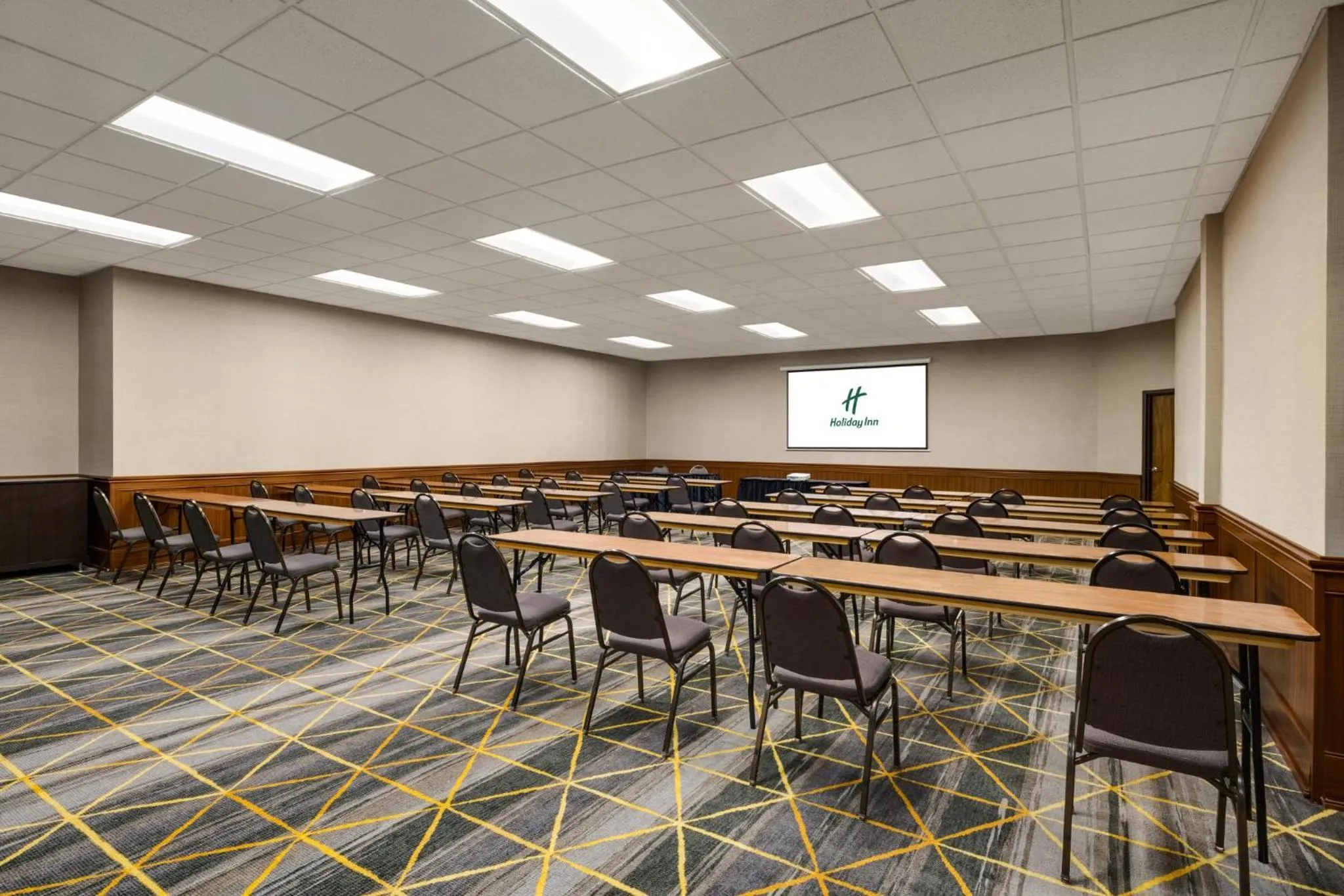 Meeting/conference room in Holiday Inn Louisville East - Hurstbourne by IHG