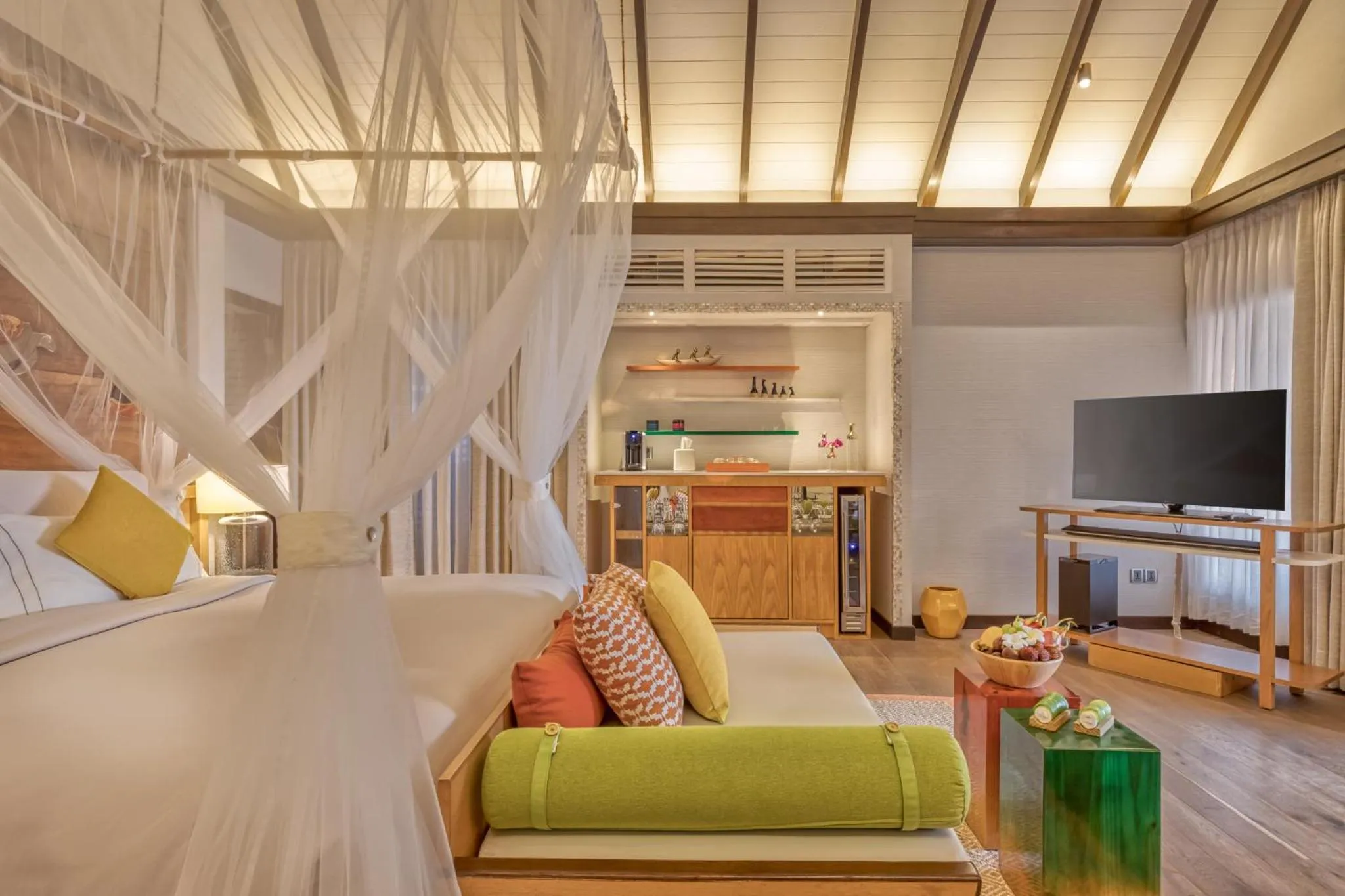 TV and multimedia, Bed in OZEN LIFE MAADHOO - Luxury All Inclusive with Free Transfers