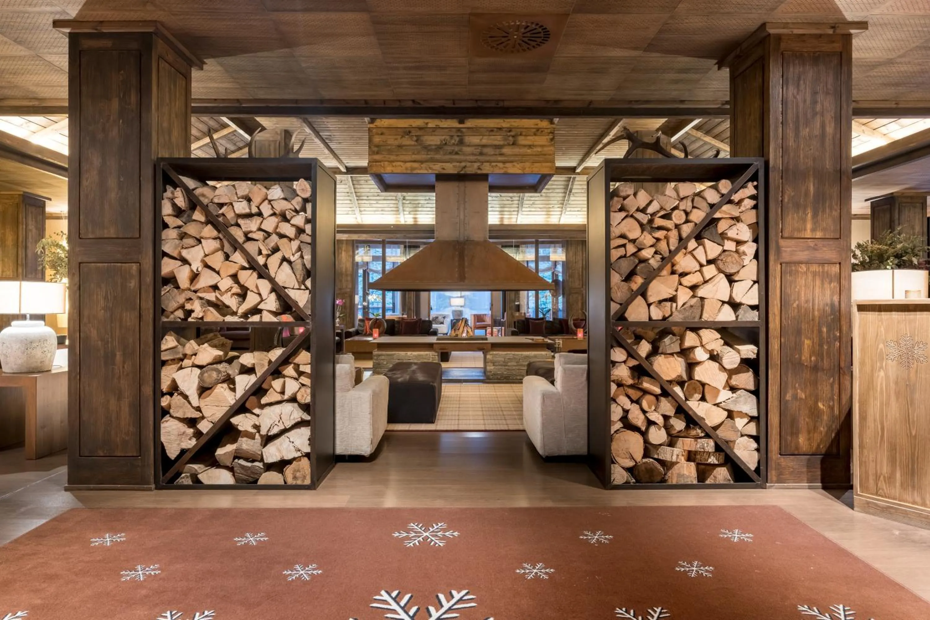 flat iron in Hotel Val de Neu G.L.