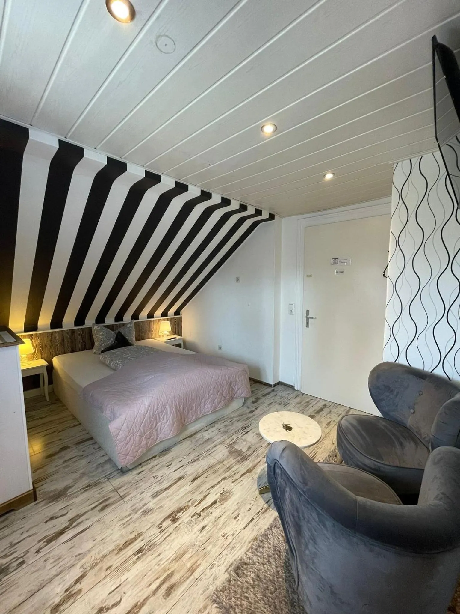 Photo of the whole room, Bed in LA Boutique House