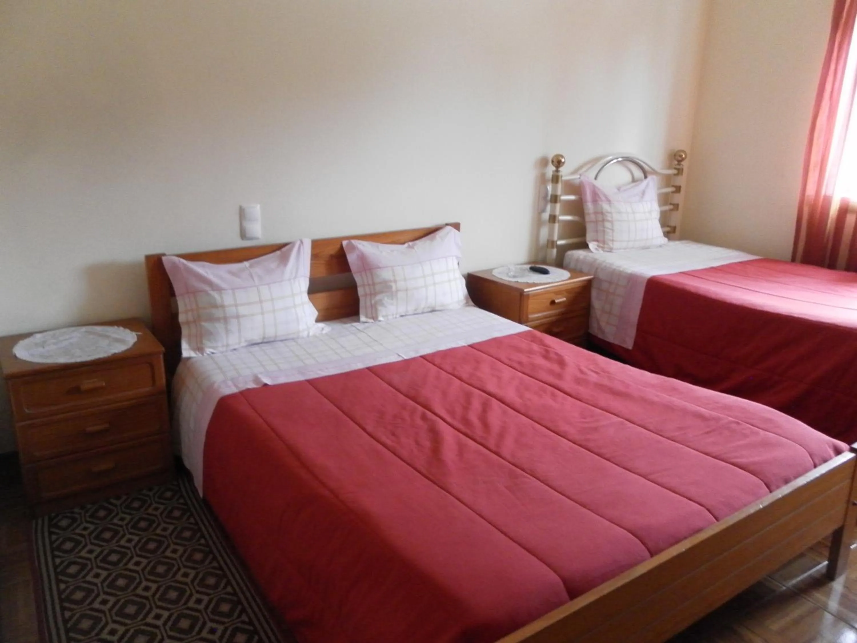 Bedroom, Bed in Residencial Pinho Verde