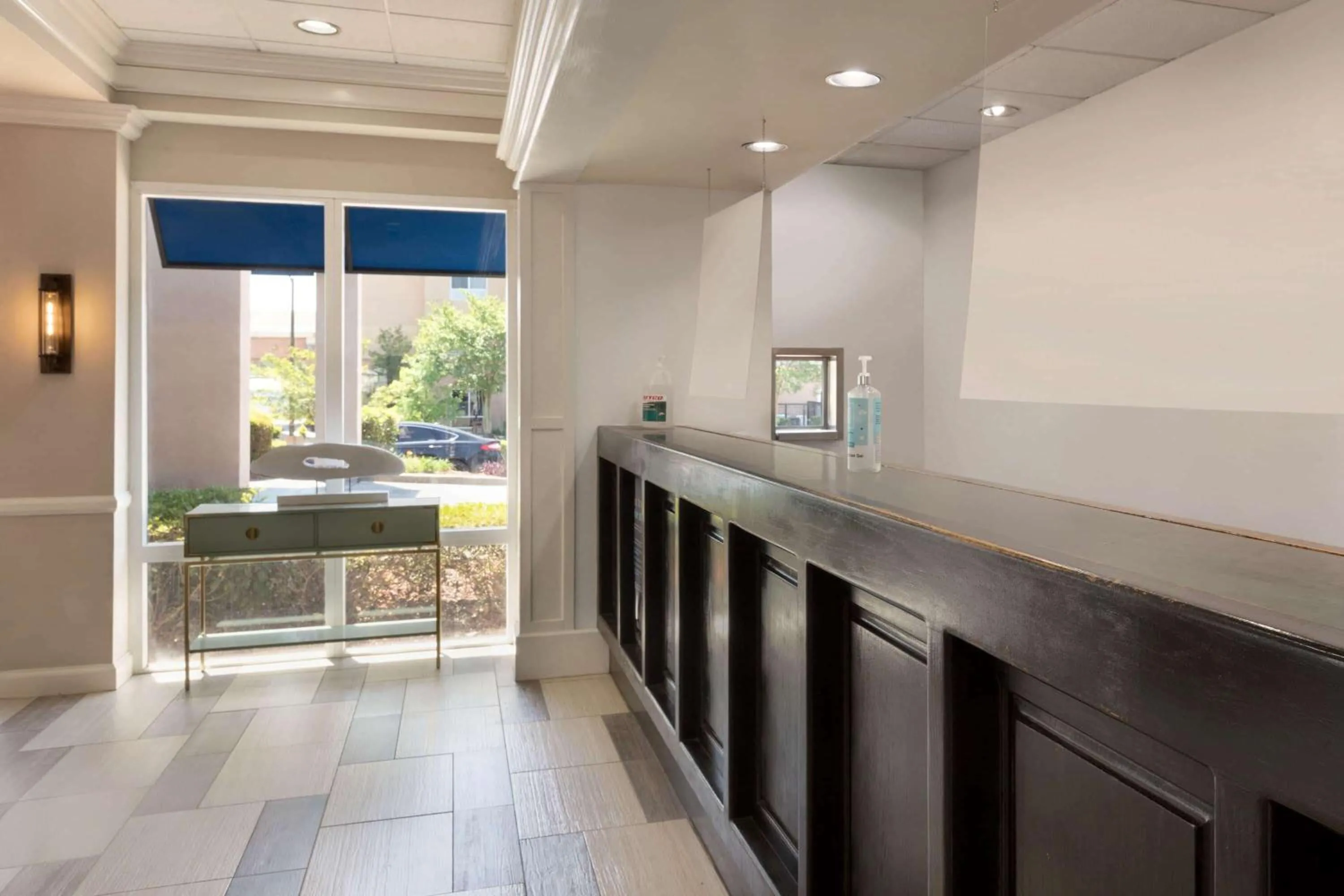 Lobby or reception in Ramada by Wyndham Augusta Fort Gordon