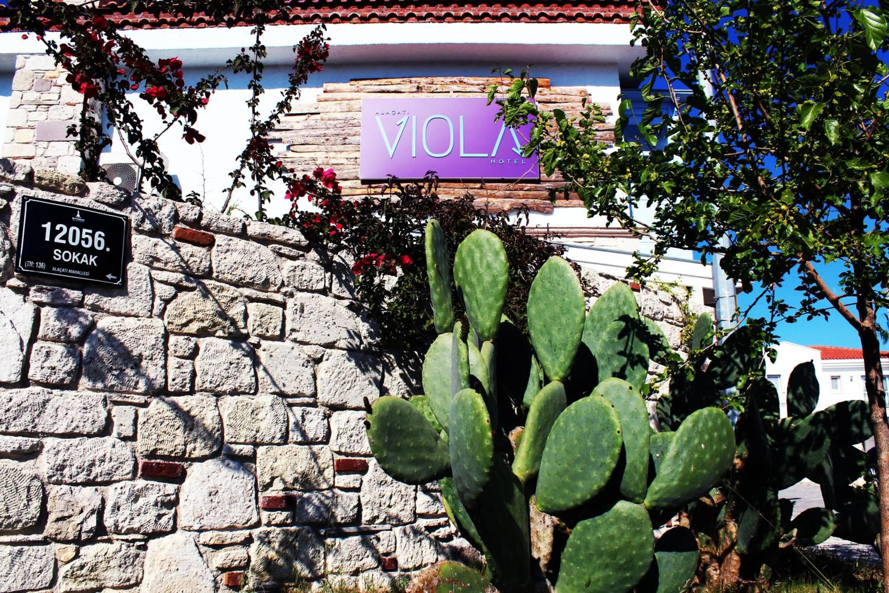 Logo/Certificate/Sign in Alacati Viola Hotel