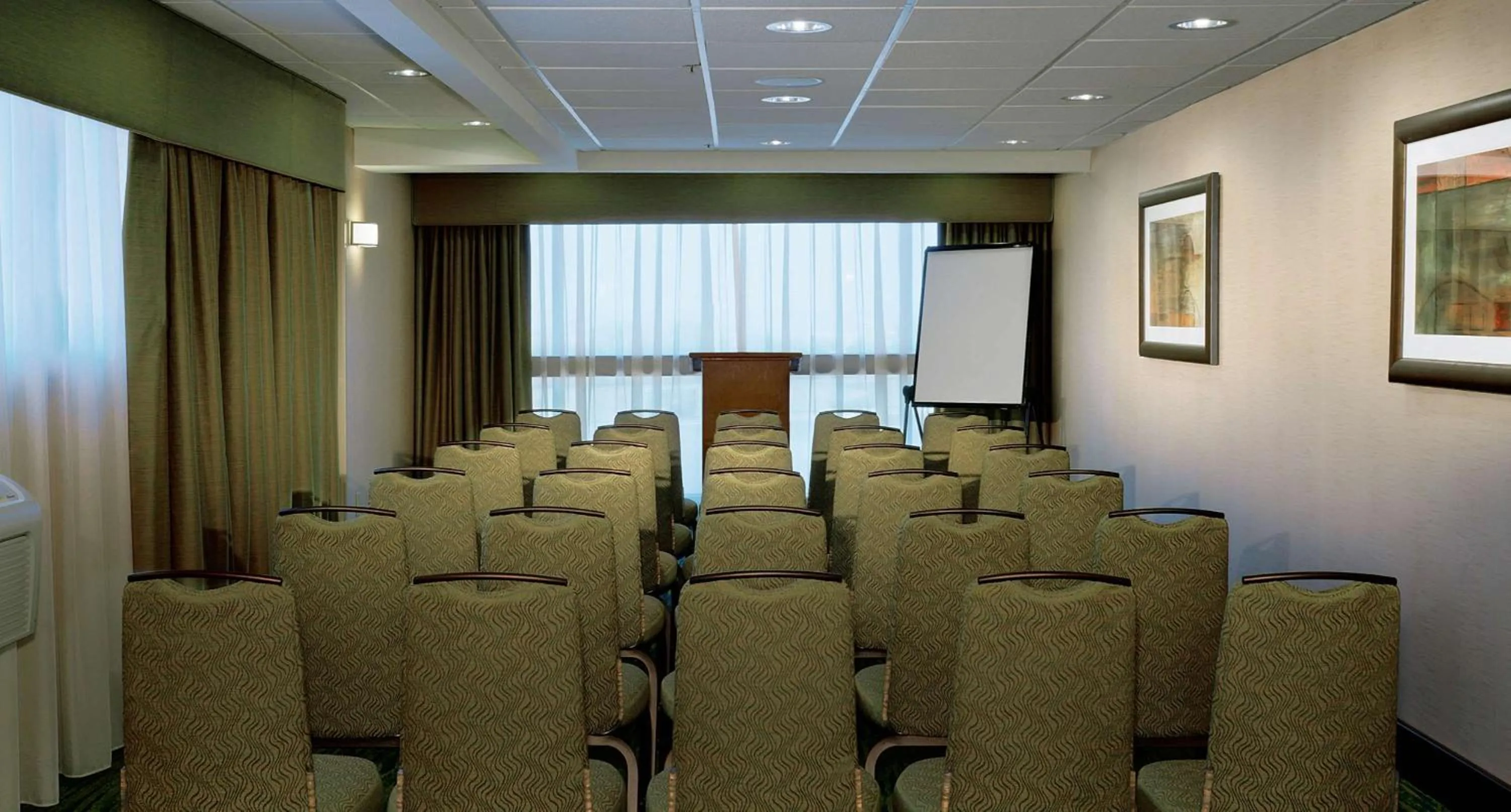 Meeting/conference room in DoubleTree by Hilton Santa Fe