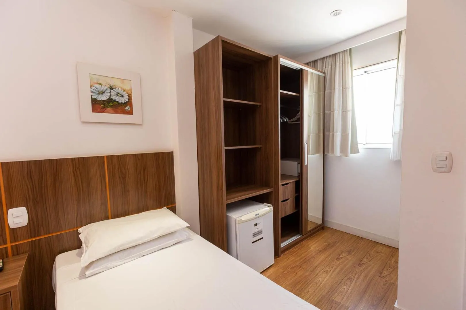 Bedroom, Bed in Rede Andrade Canada