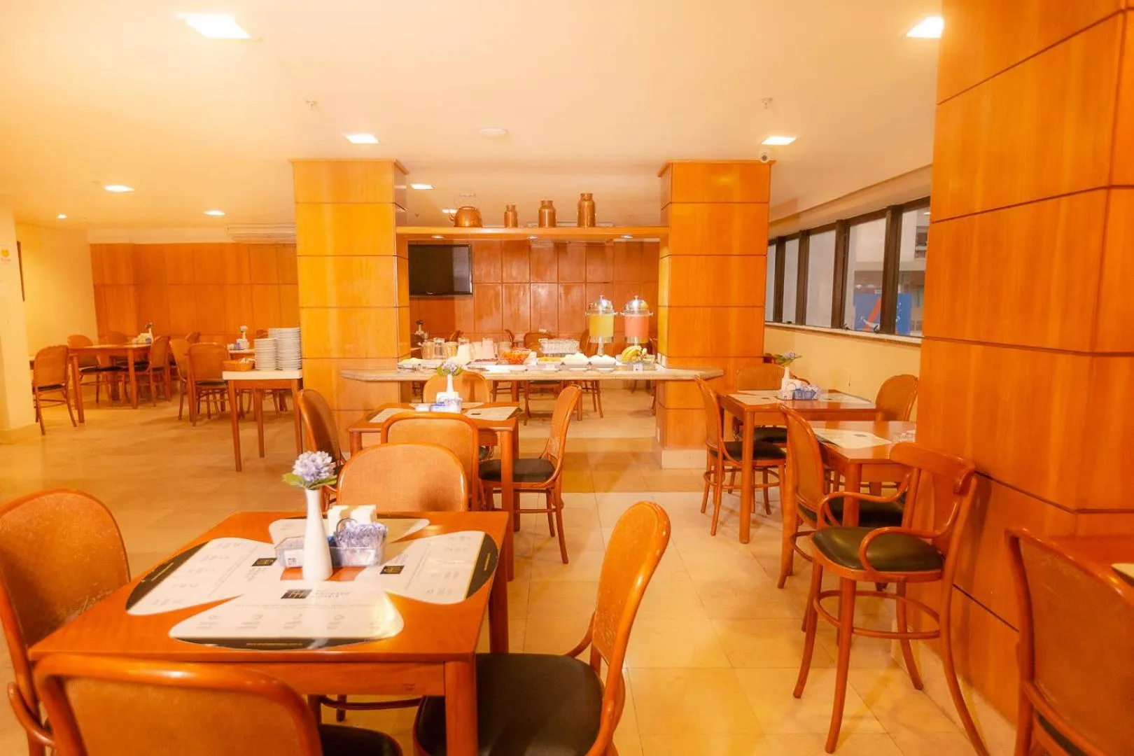 Restaurant/places to eat in Rede Andrade Canada