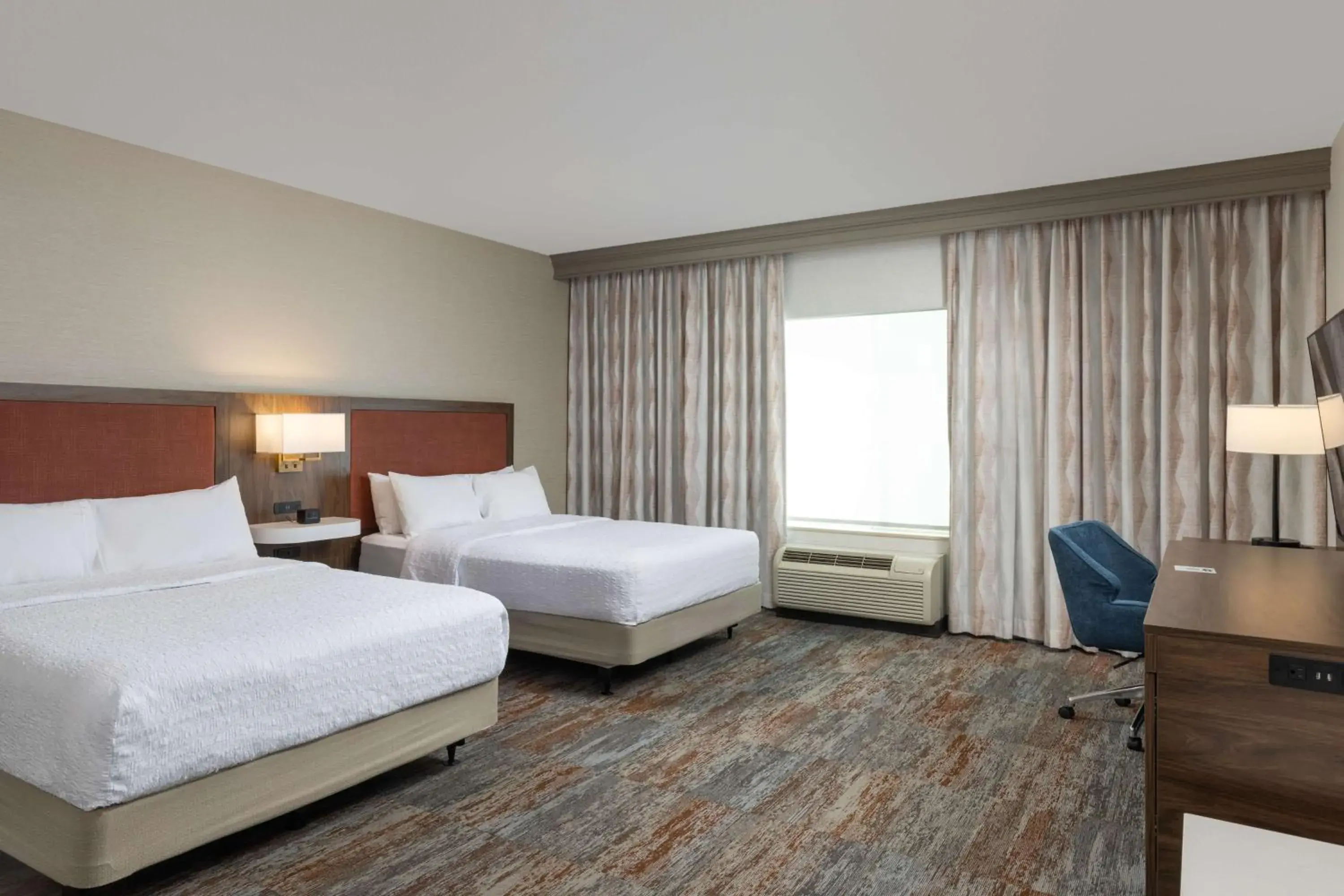 Queen Room with Two Queen Beds - Mobility Access/Non-Smoking in Hampton Inn & Suites Yuba City Queen Room with Two Queen Beds - Mobility Access/Non-Smoking in Hampton Inn & Suites Yuba City