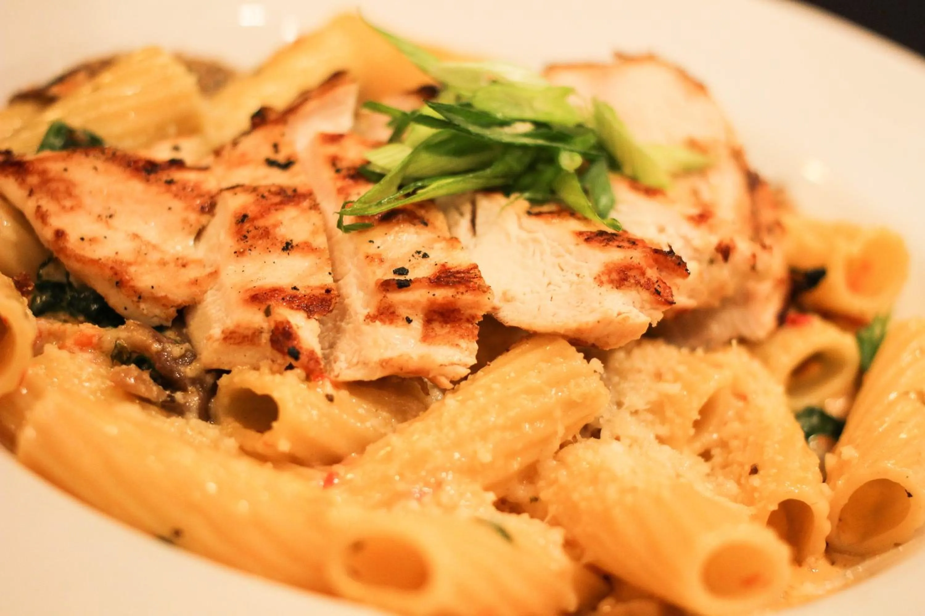 Restaurant/places to eat in Crowne Plaza Cleveland Airport by IHG