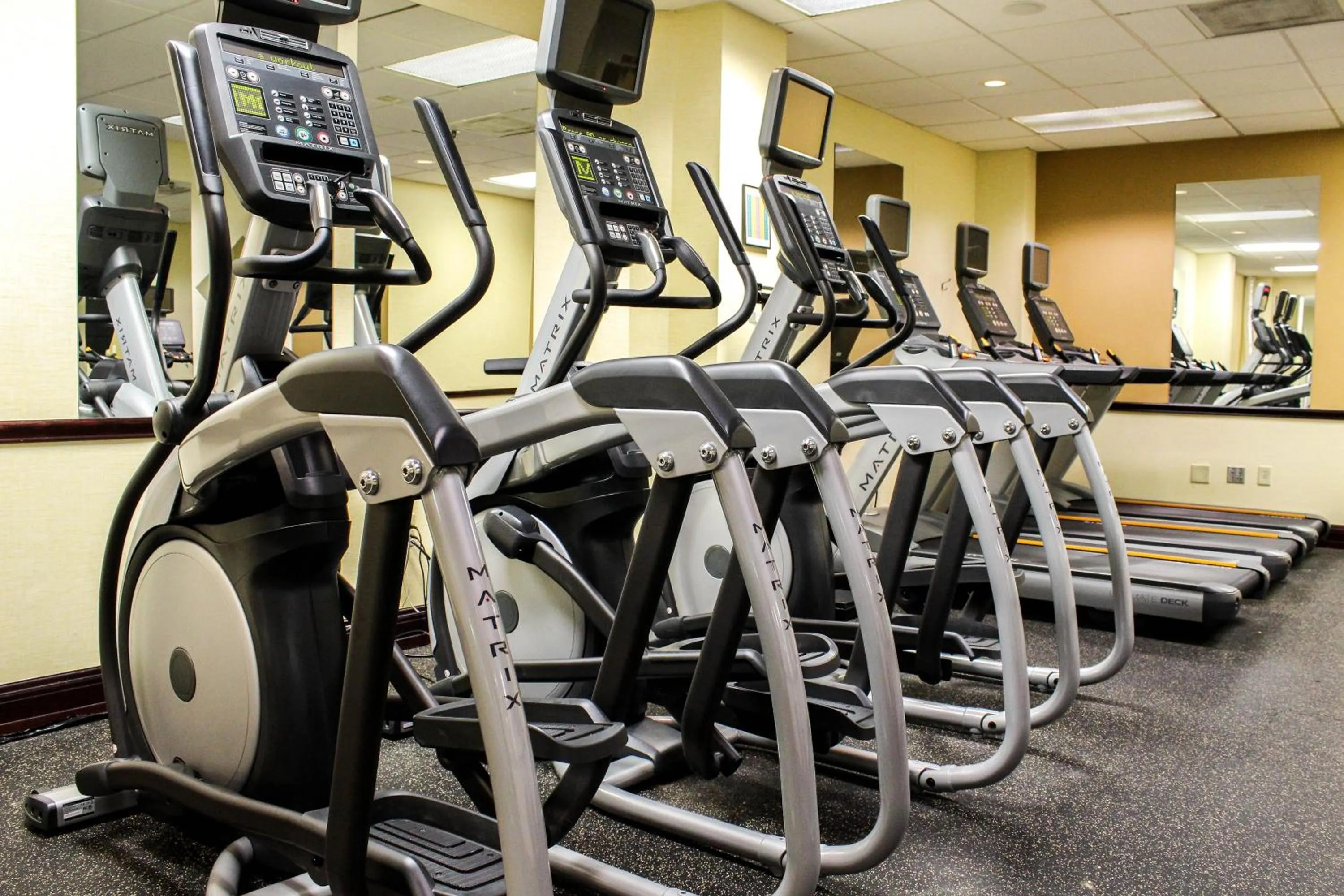 Fitness centre/facilities in Crowne Plaza Cleveland Airport by IHG