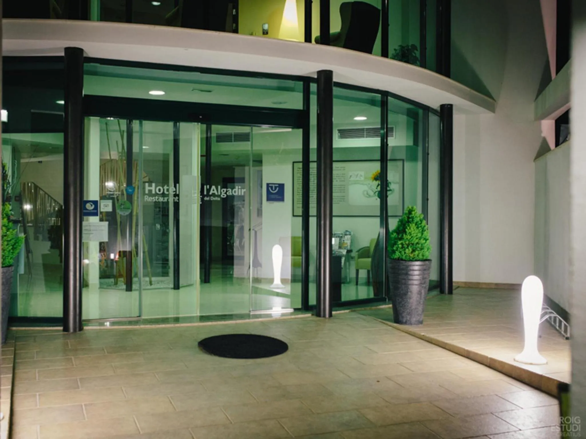 Facade/entrance in Hotel L'Algadir del Delta