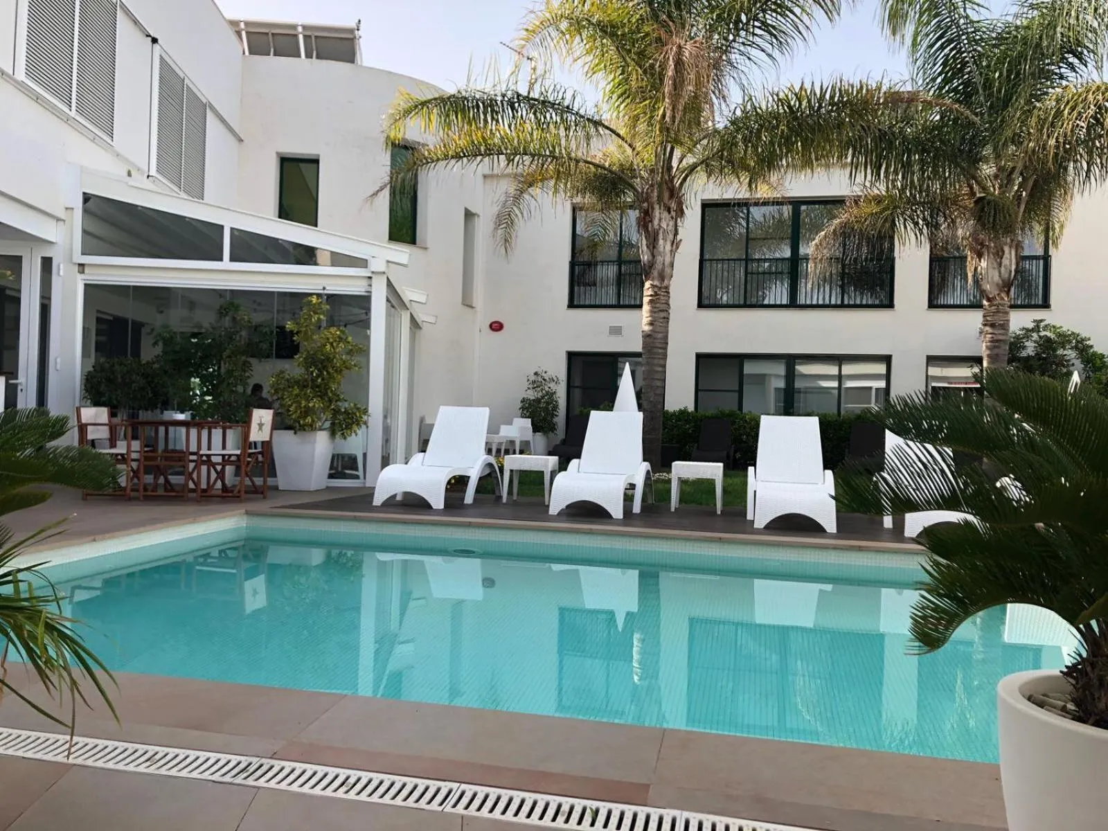 Pool view in Hotel L'Algadir del Delta