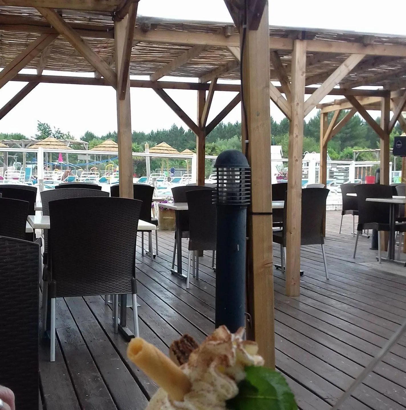 Restaurant/places to eat in Rêve en Famille