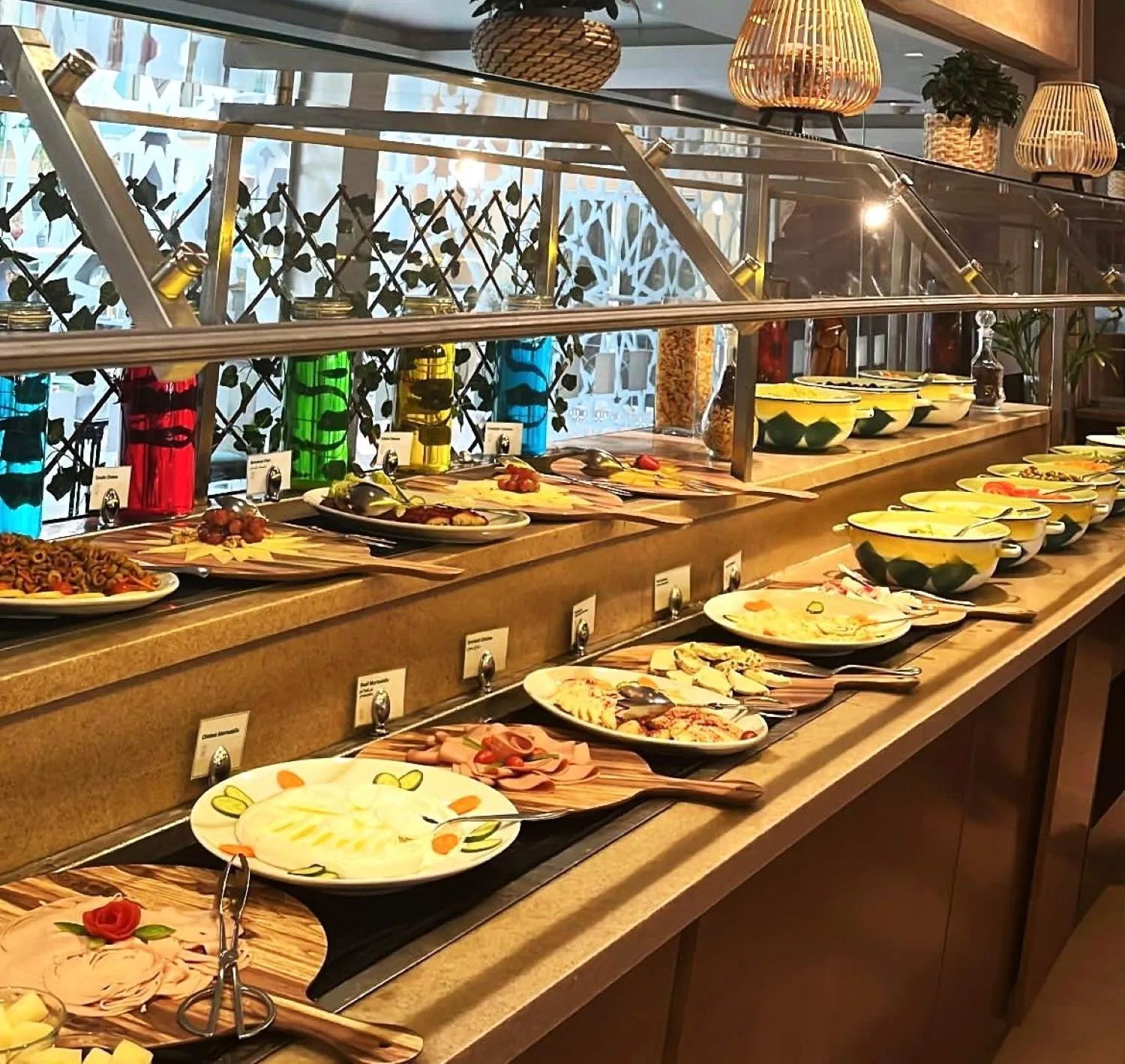 Food in Holiday Inn Al Khobar - Corniche by IHG