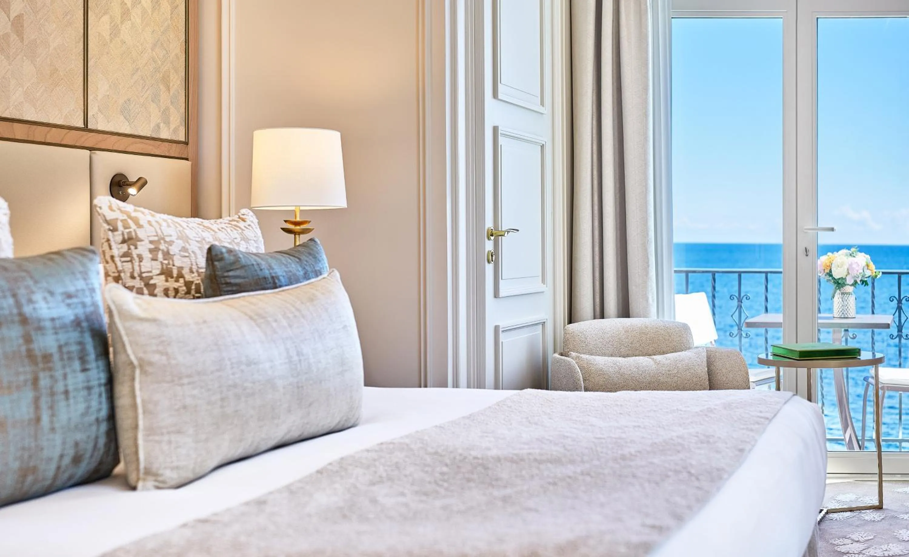 Bed in La Réserve de Beaulieu