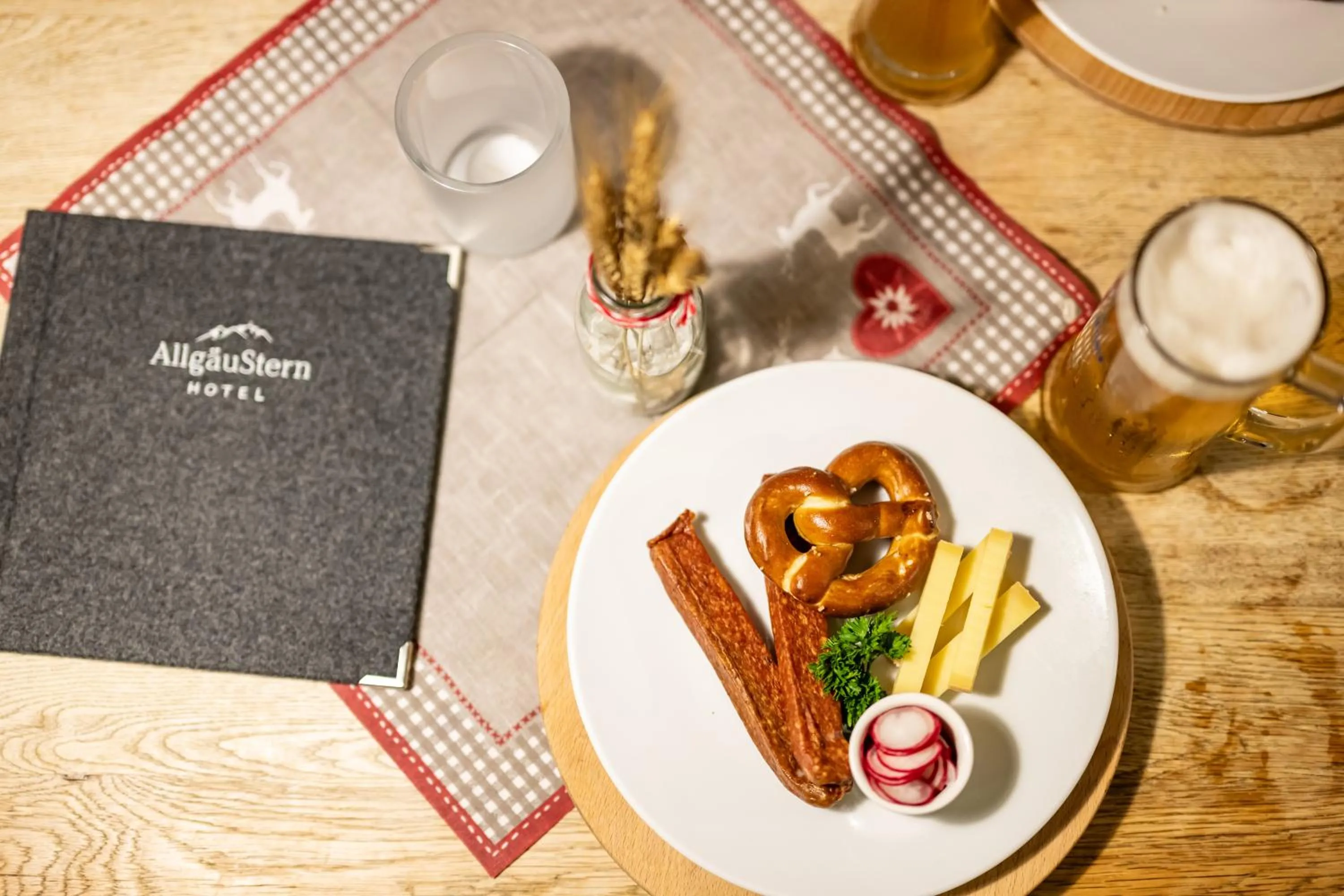 Food and drinks in AllgäuStern Hotel
