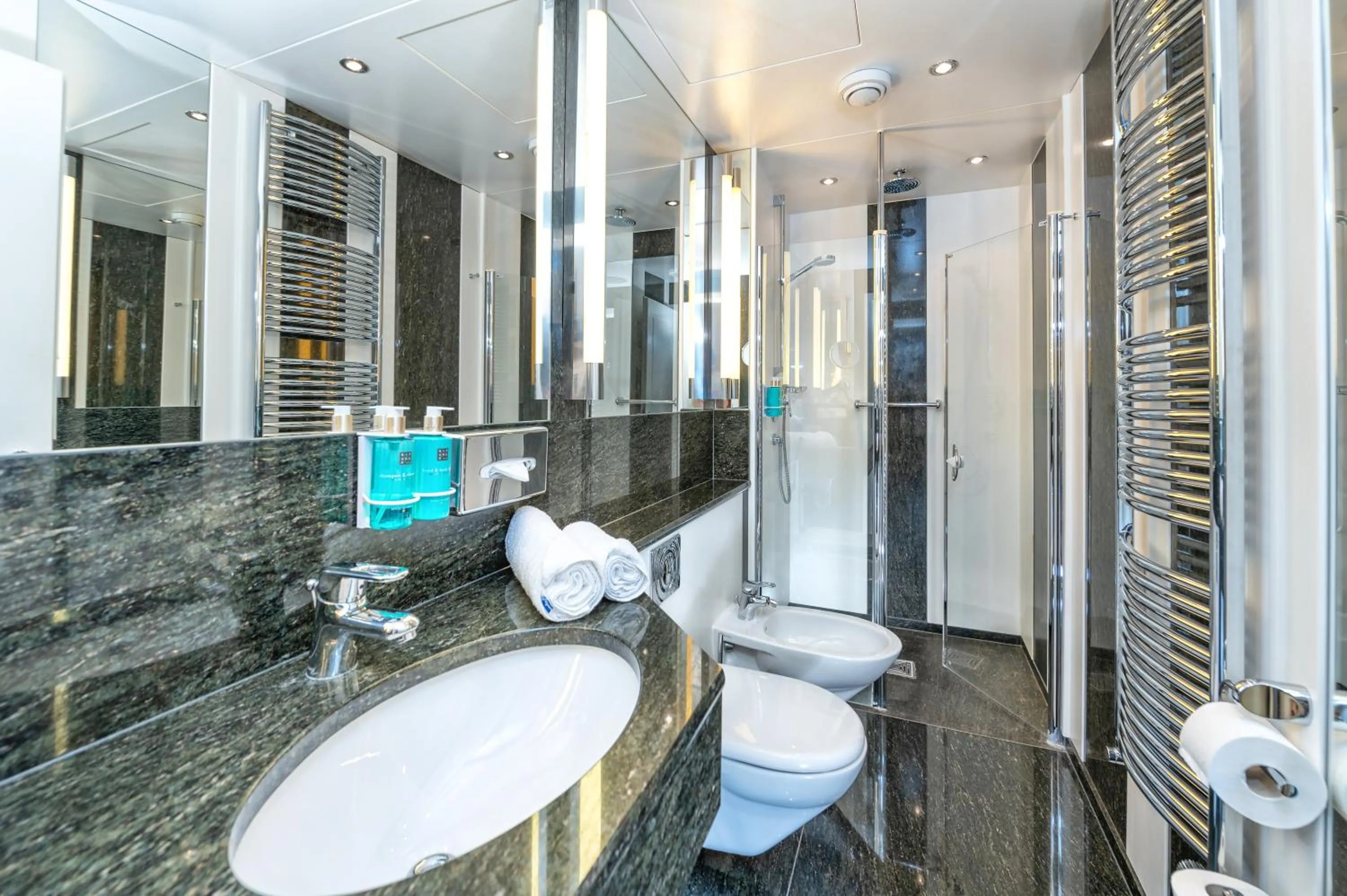 Bathroom in AllgäuStern Hotel