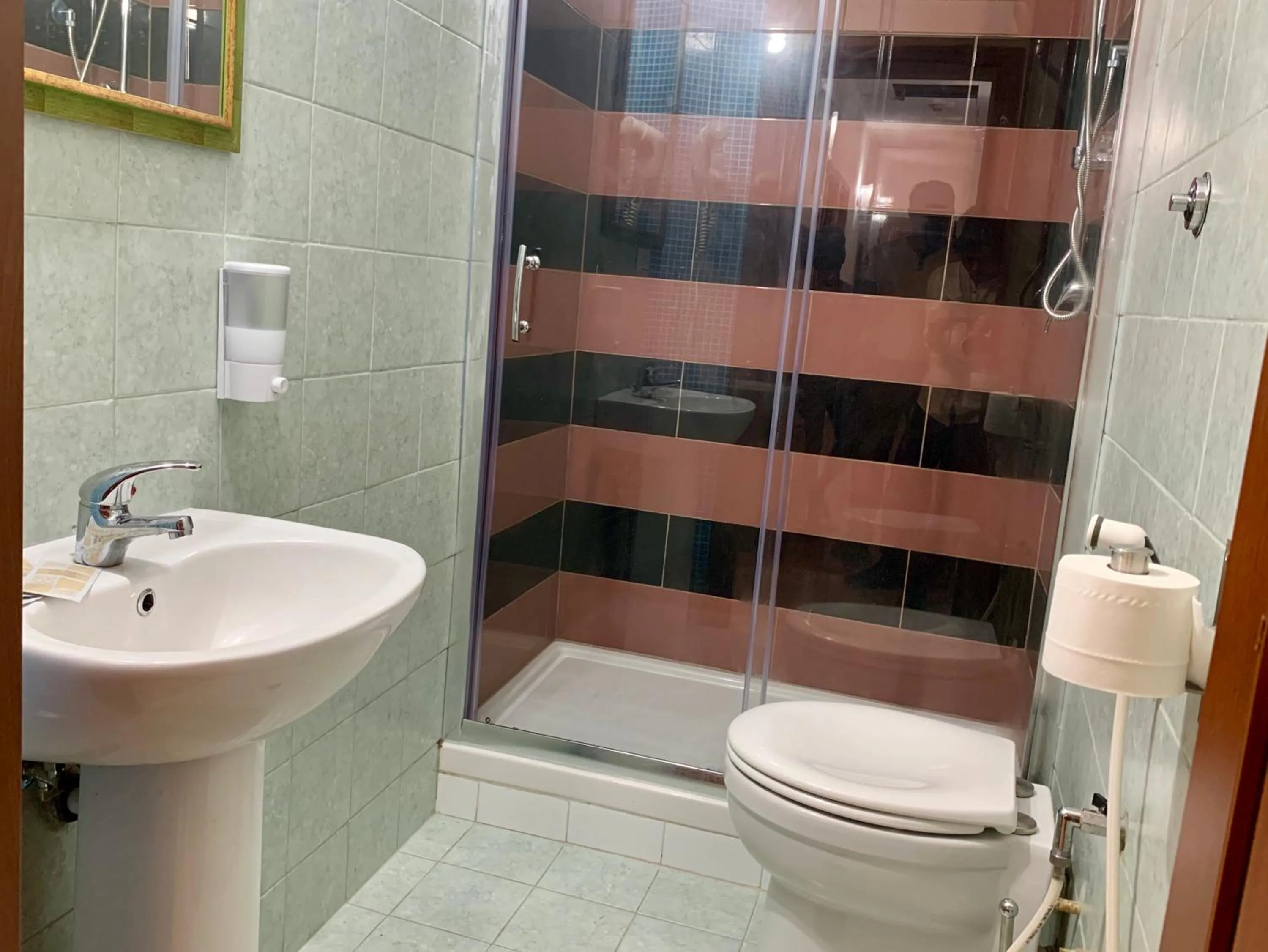 Shower in Casa Fanti 57