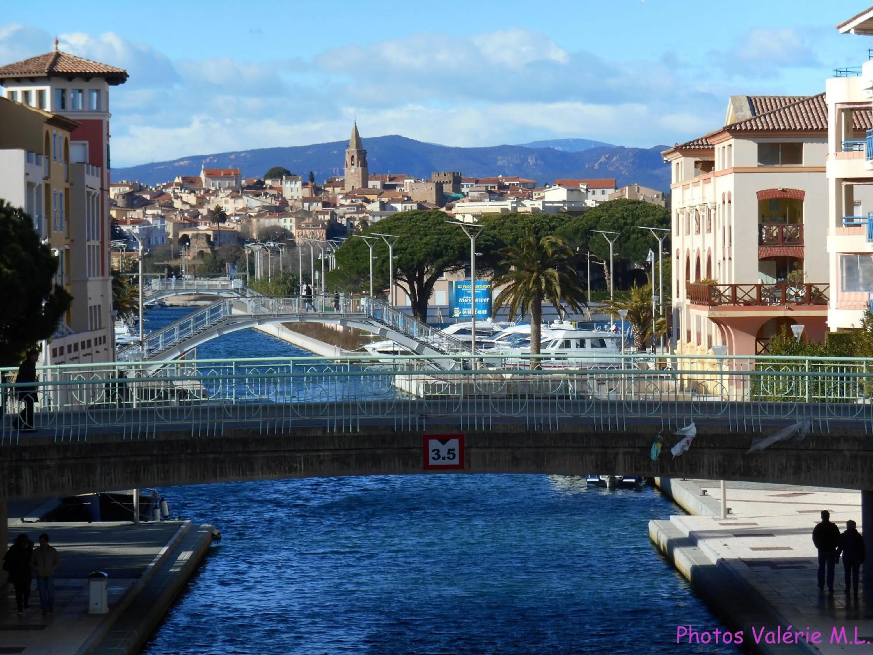 Nearby landmark in Atoll Hotel restaurant