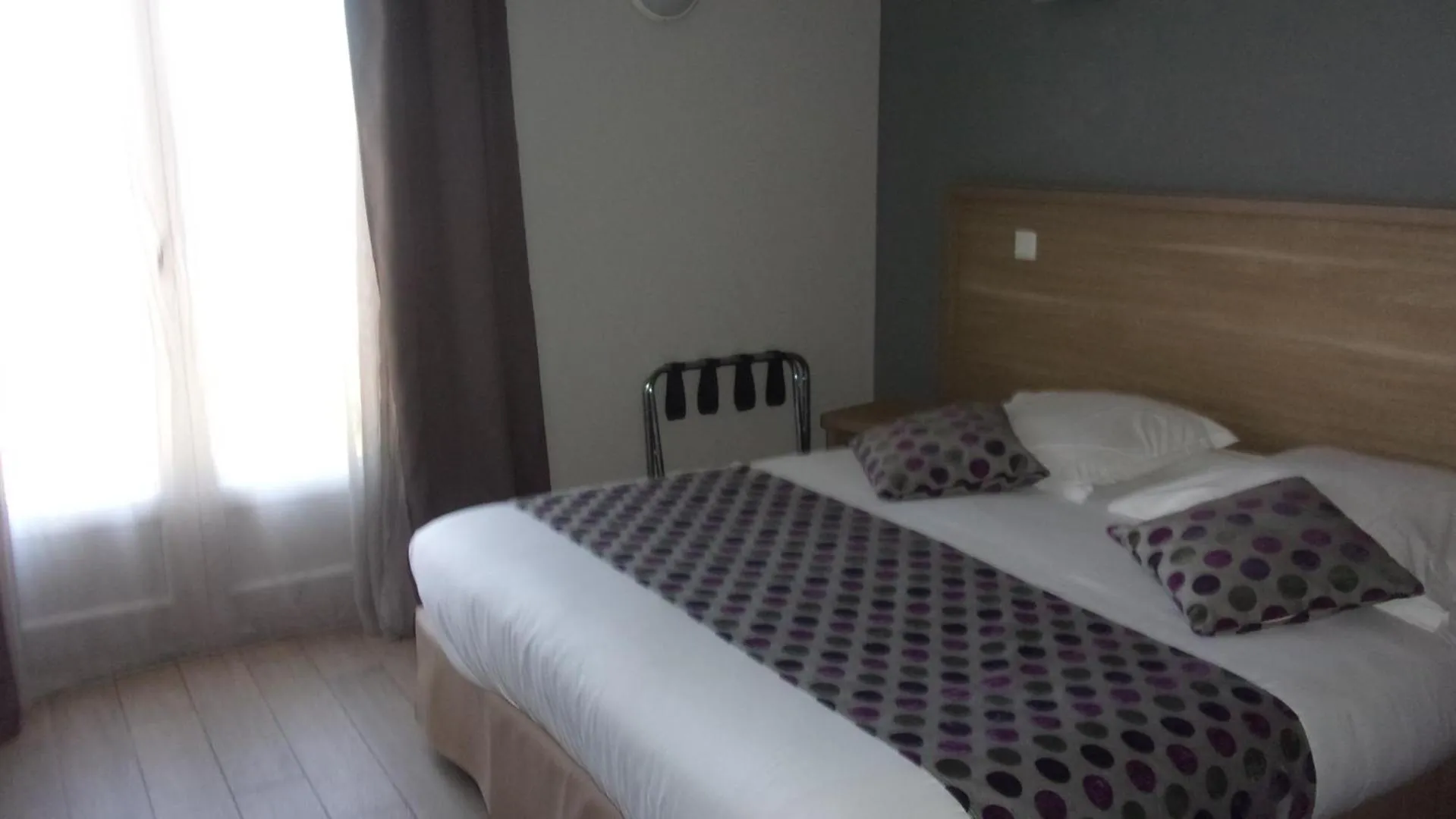 Bedroom, Bed in Atoll Hotel restaurant