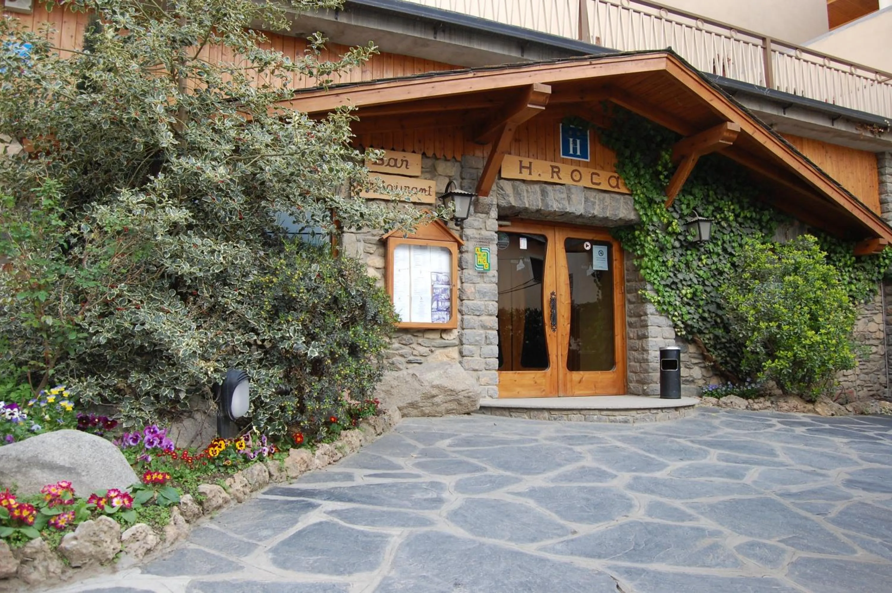 Facade/entrance in Hotel Roca