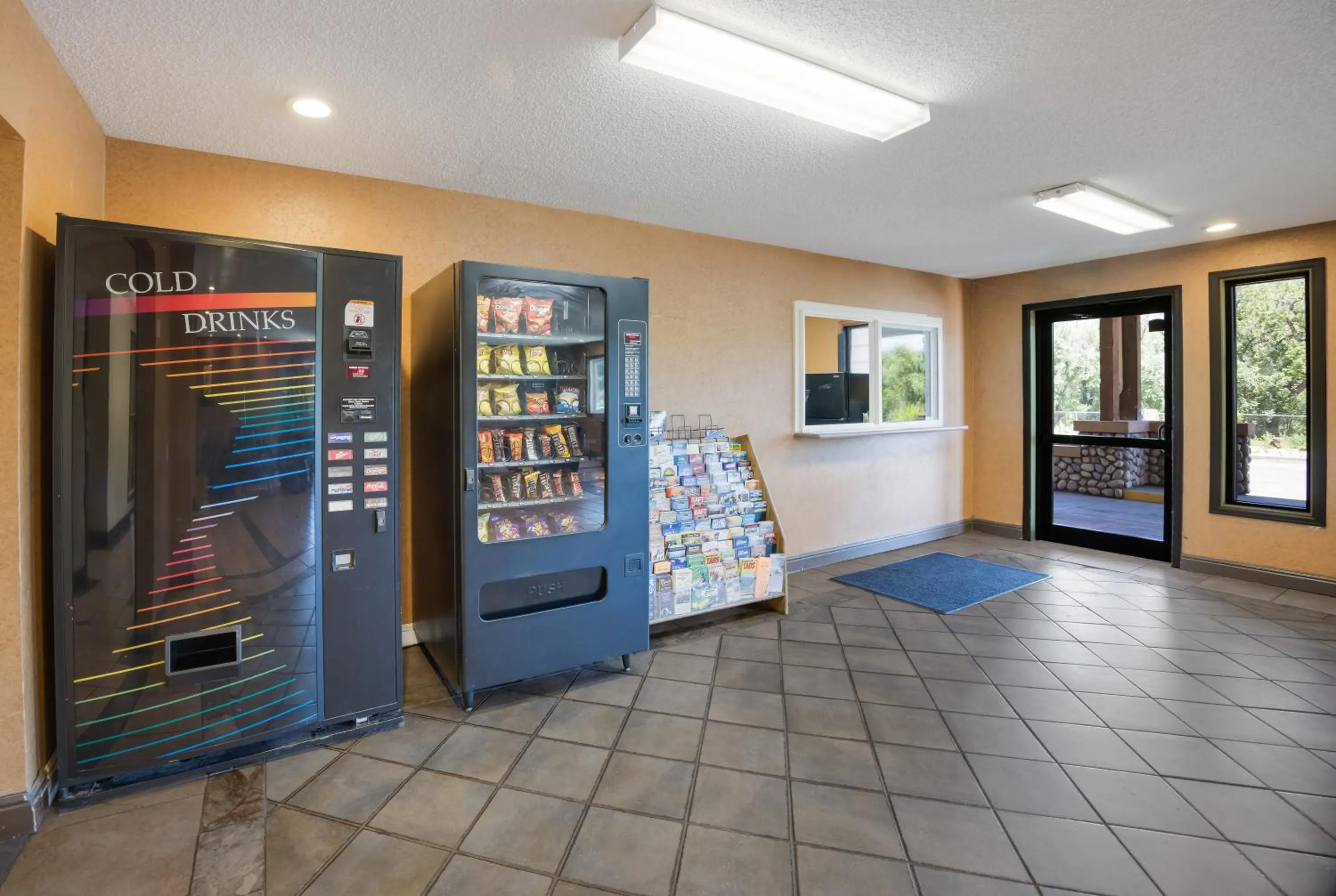 Lobby or reception in Rodeway Inn