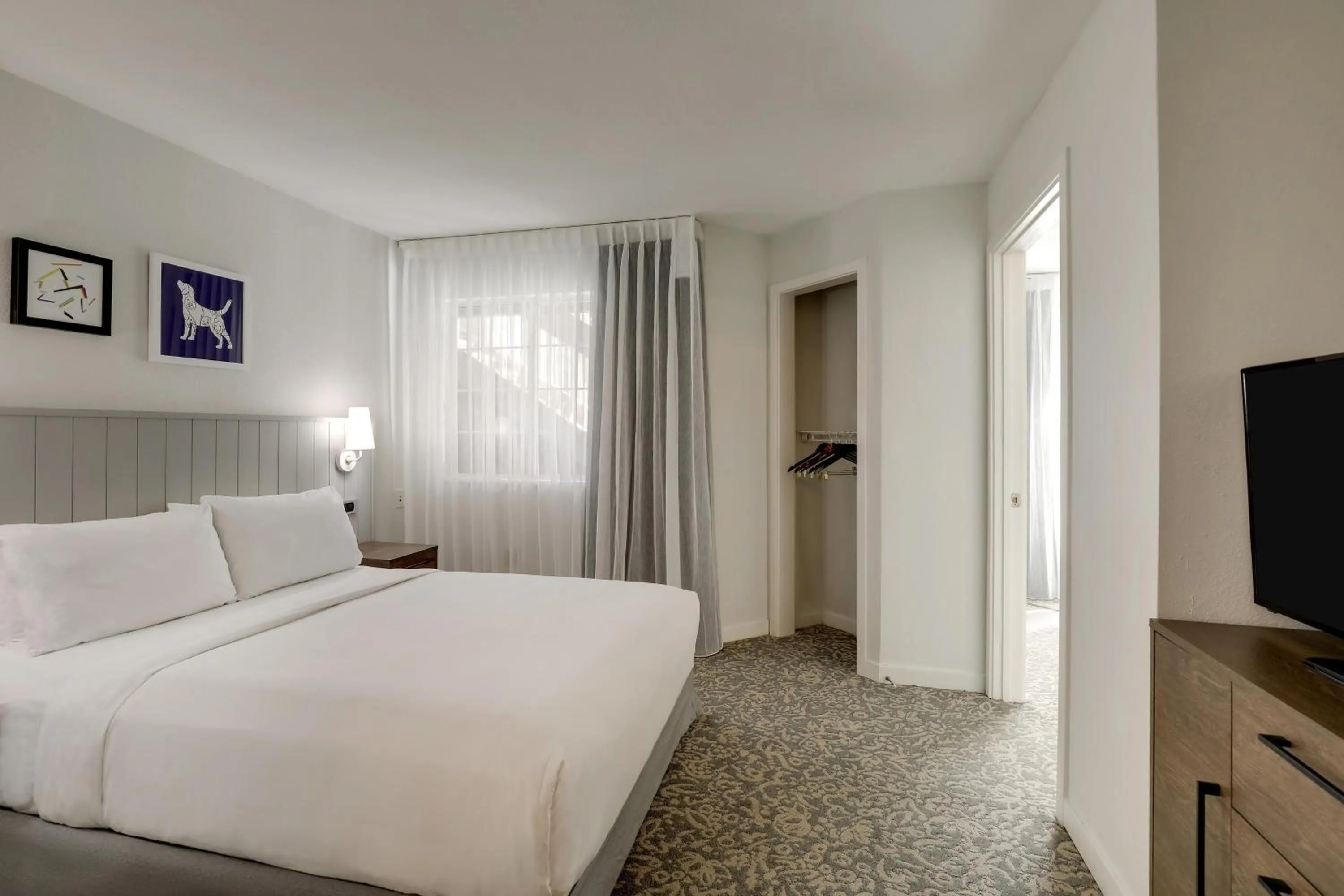 Bedroom, Bed in Sonesta ES Suites San Jose - Airport