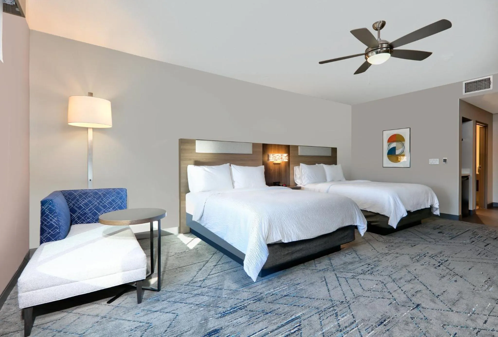 Photo of the whole room, Bed in Holiday Inn Express & Suites North Dallas at Preston by IHG