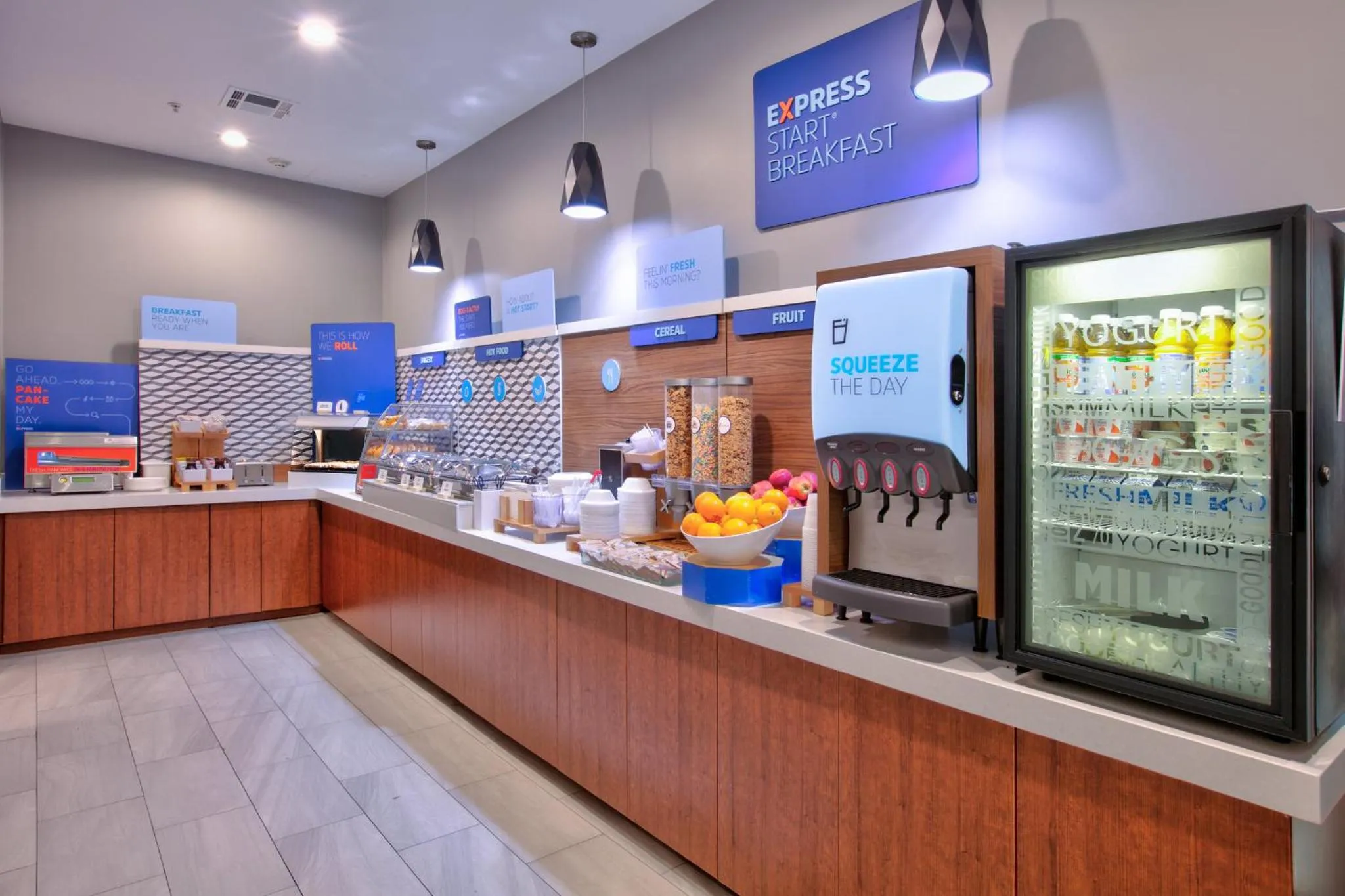 Breakfast in Holiday Inn Express & Suites North Dallas at Preston by IHG