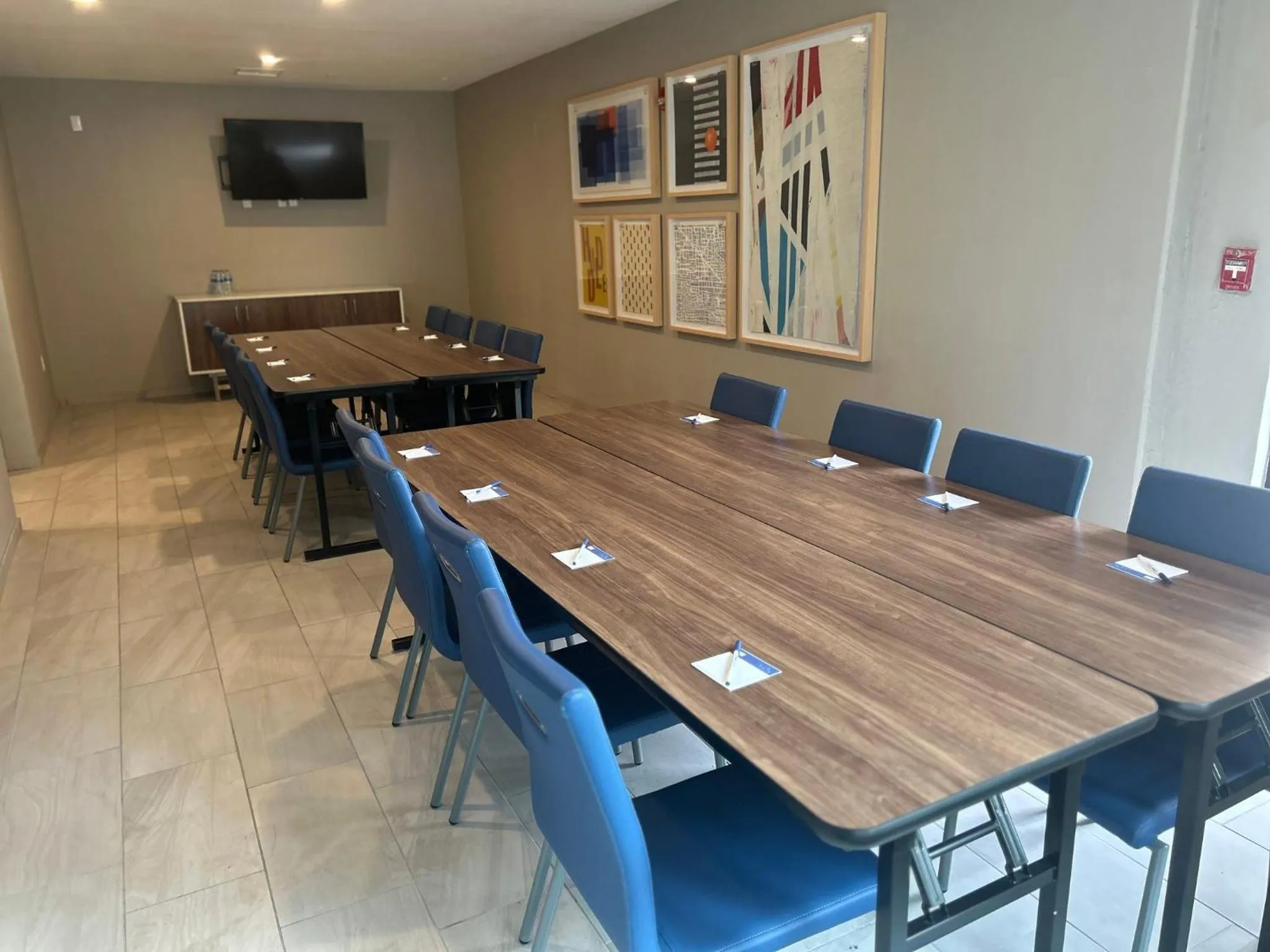 Meeting/conference room in Holiday Inn Express Hotel and Suites Alice by IHG