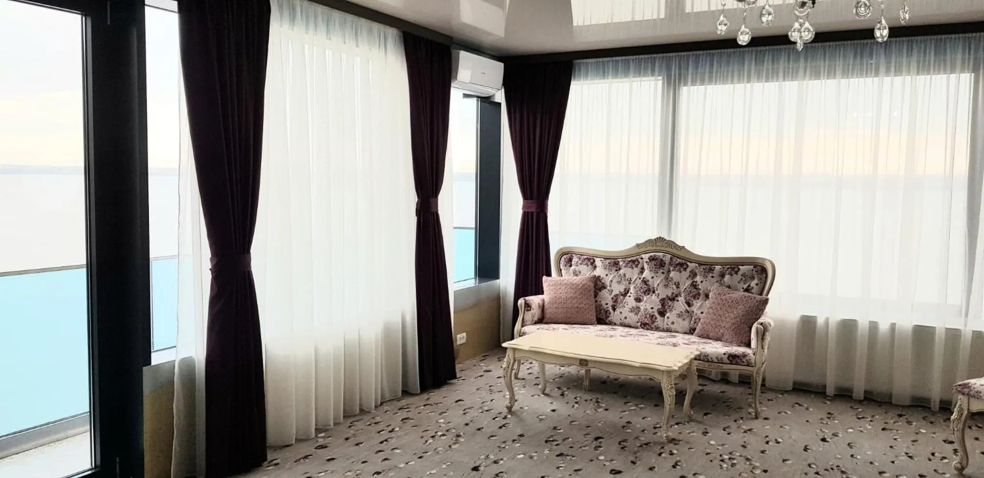 Almar Lake View Boutique H Adults Only