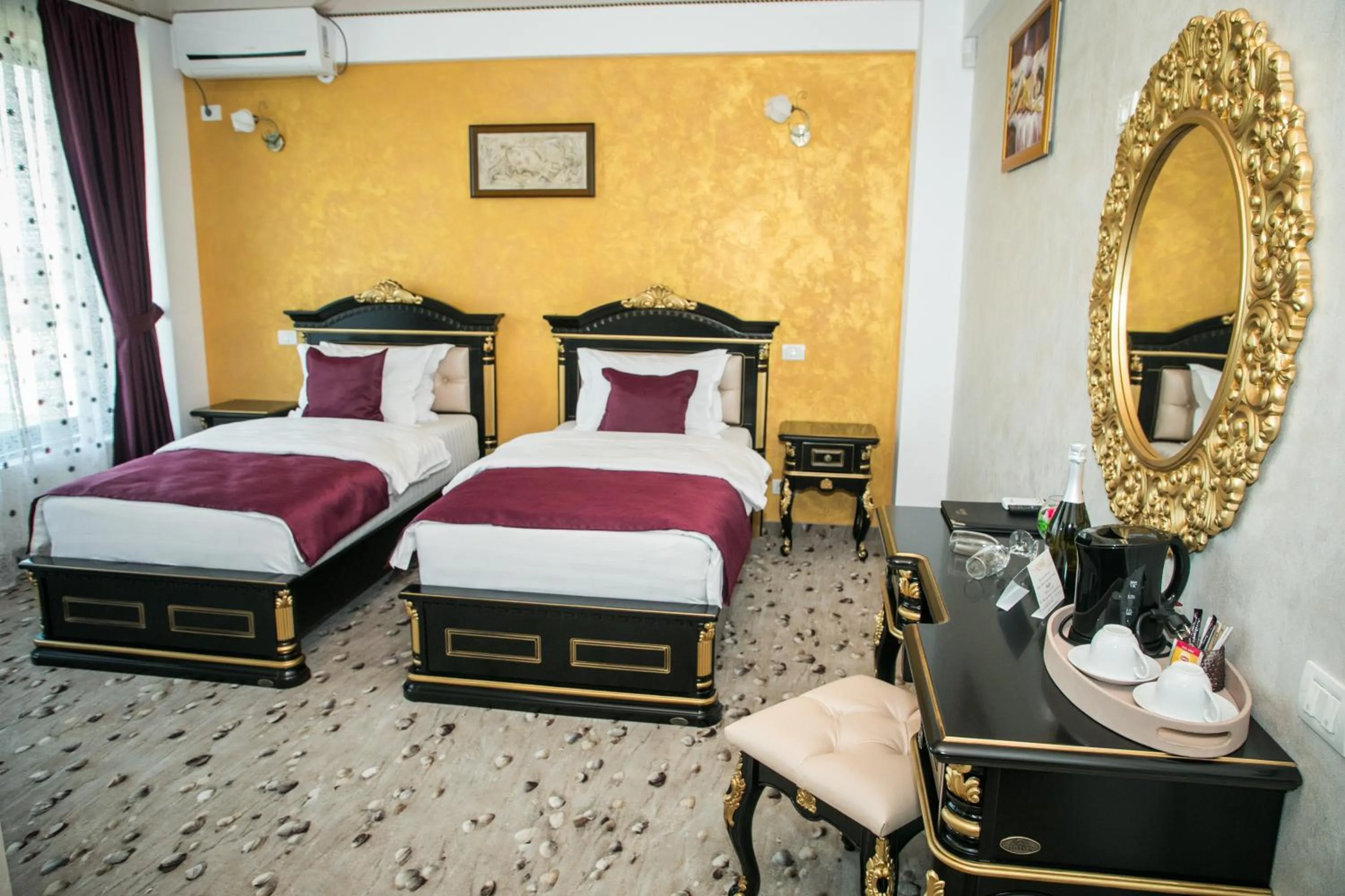 Bed in Almar Lake View Boutique H Adults Only